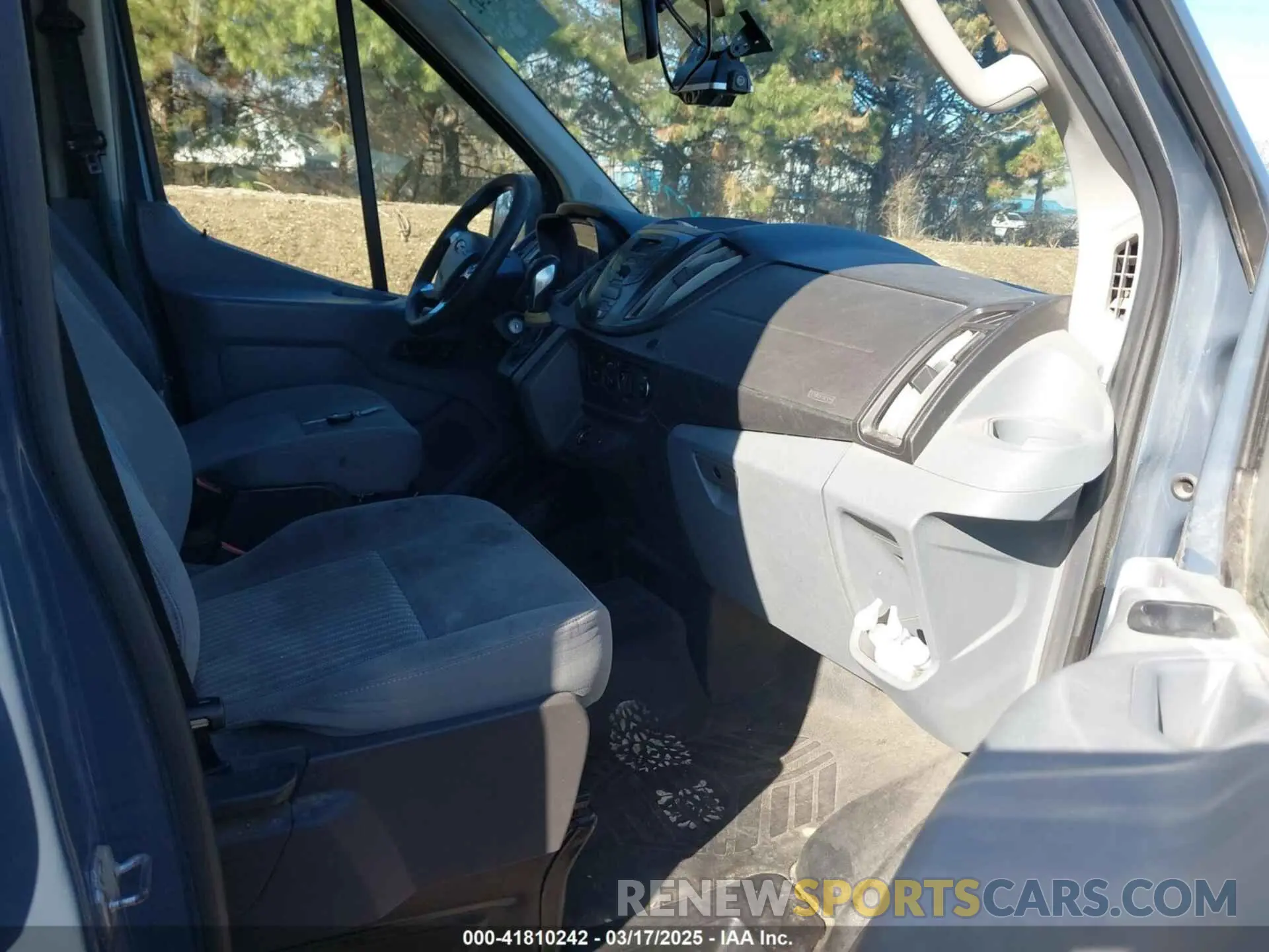 5 Фотография поврежденного автомобиля 1FTYR3XM8KKA97815 FORD TRANSIT-250 2019