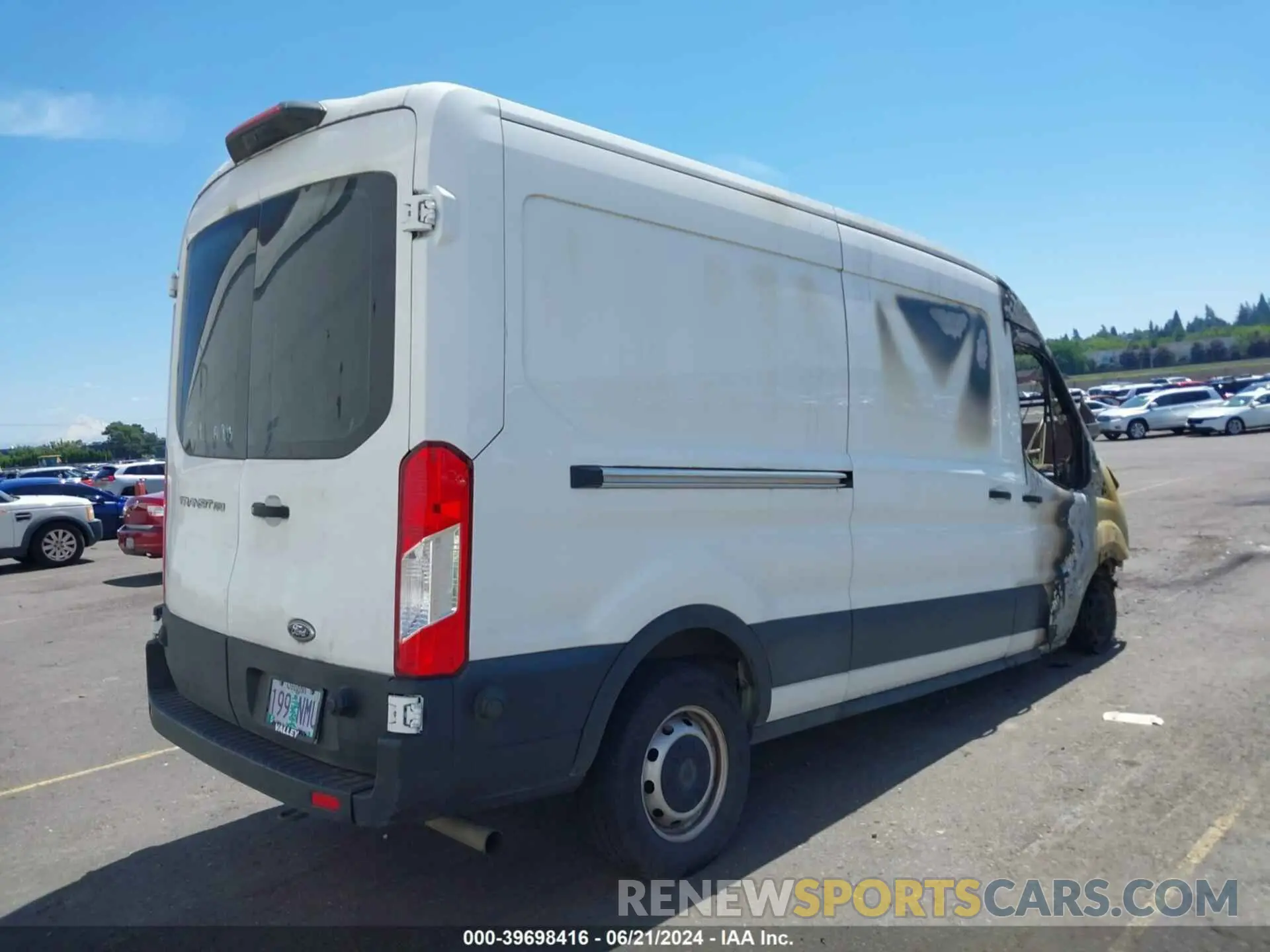 4 Photograph of a damaged car 1FTBR1C80LKA75599 FORD TRANSIT-250 2020