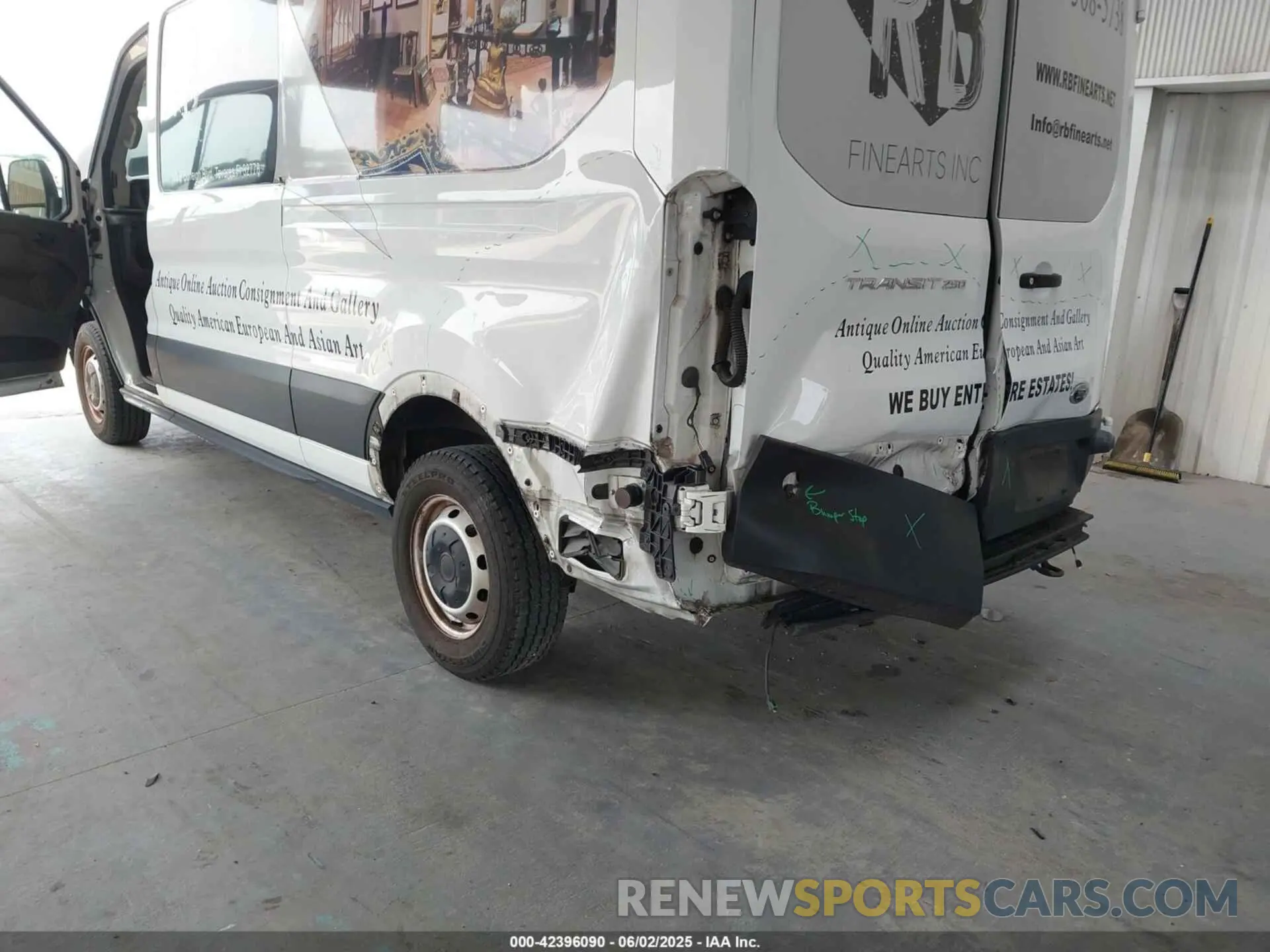 6 Photograph of a damaged car 1FTBR1C86LKA12877 FORD TRANSIT-250 2020