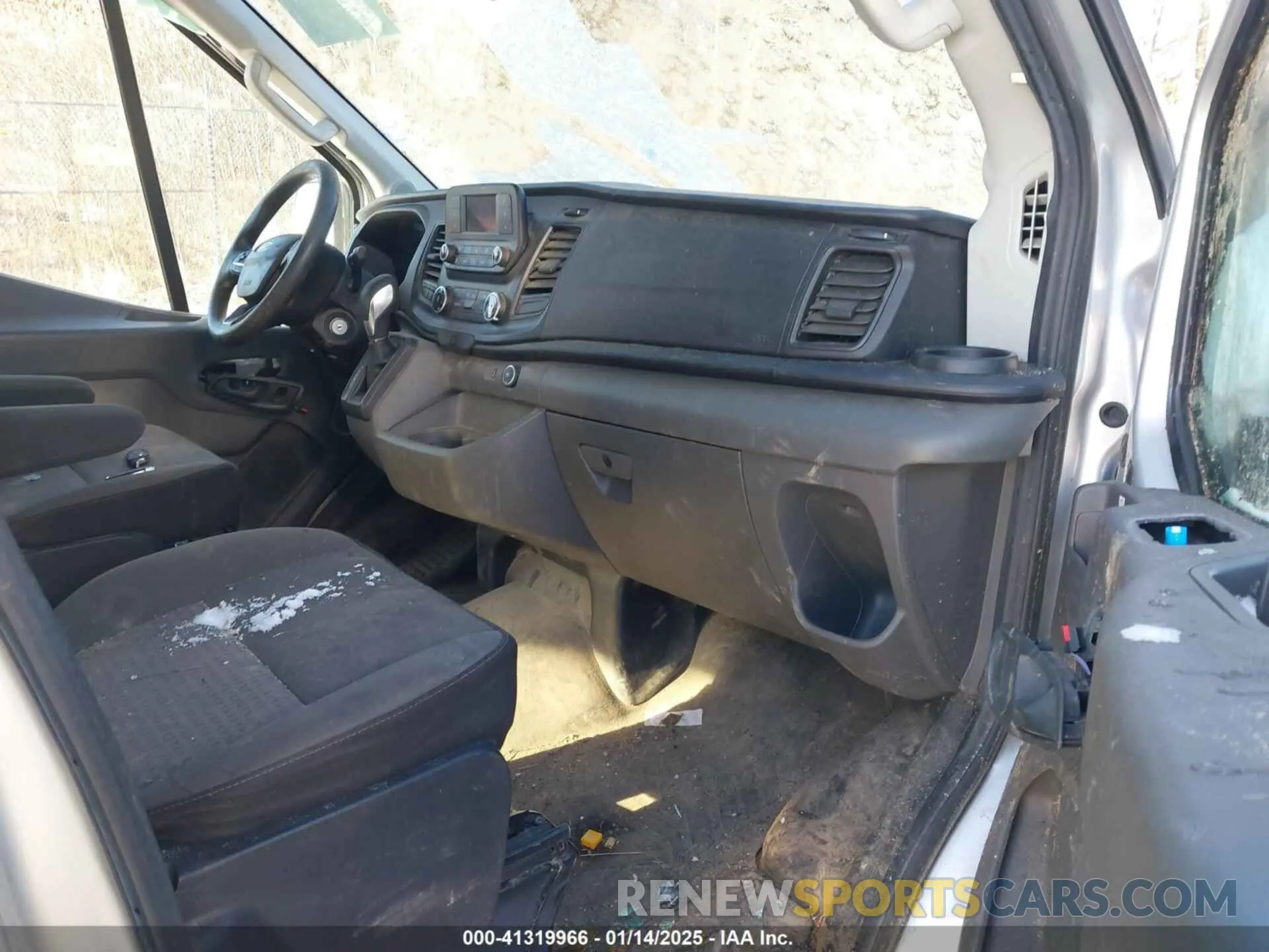 5 Photograph of a damaged car 1FTBR1C89LKB44774 FORD TRANSIT-250 2020