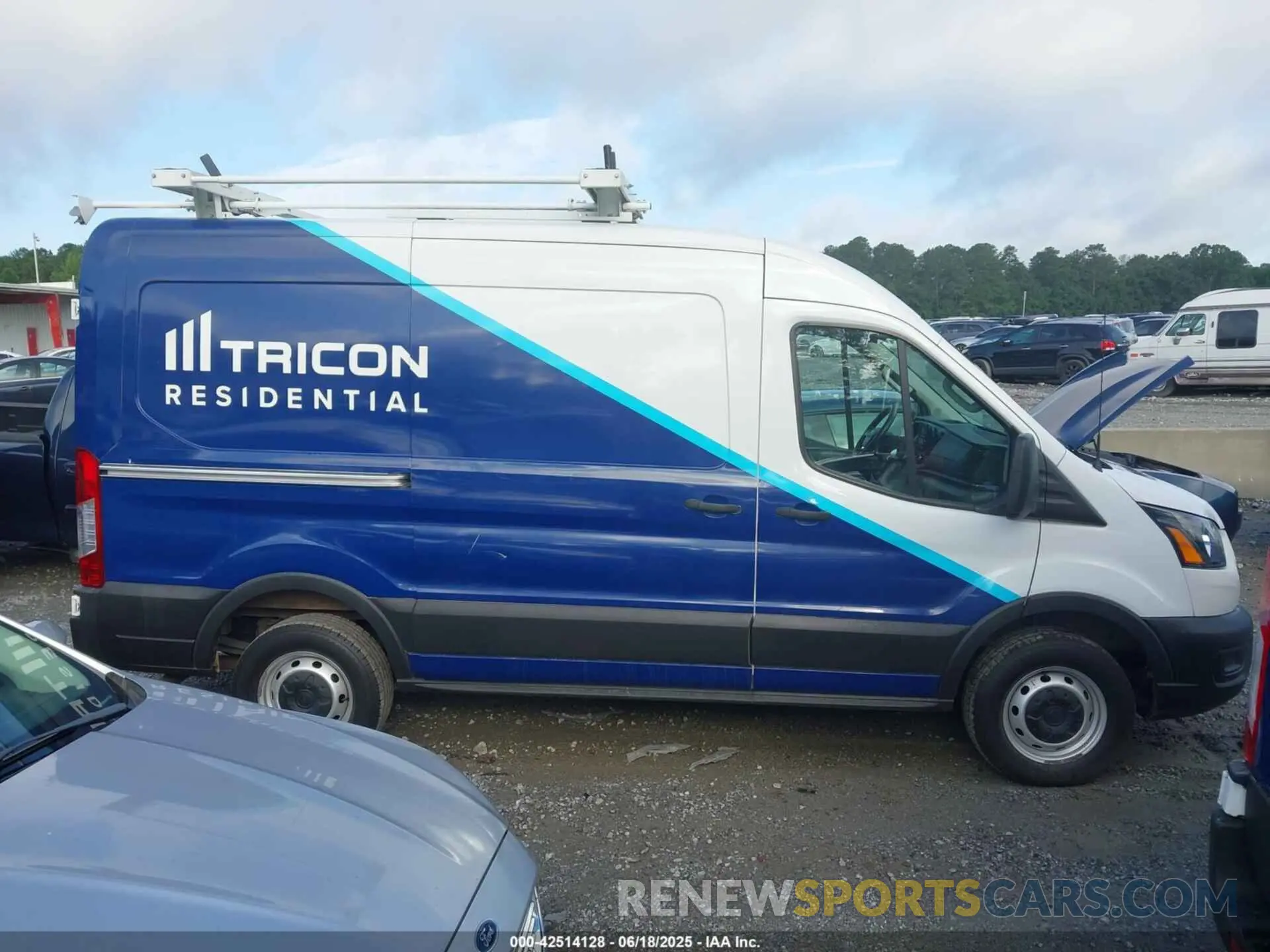 13 Фотография поврежденного автомобиля 1FTBR1C8XLKB52205 FORD TRANSIT-250 2020