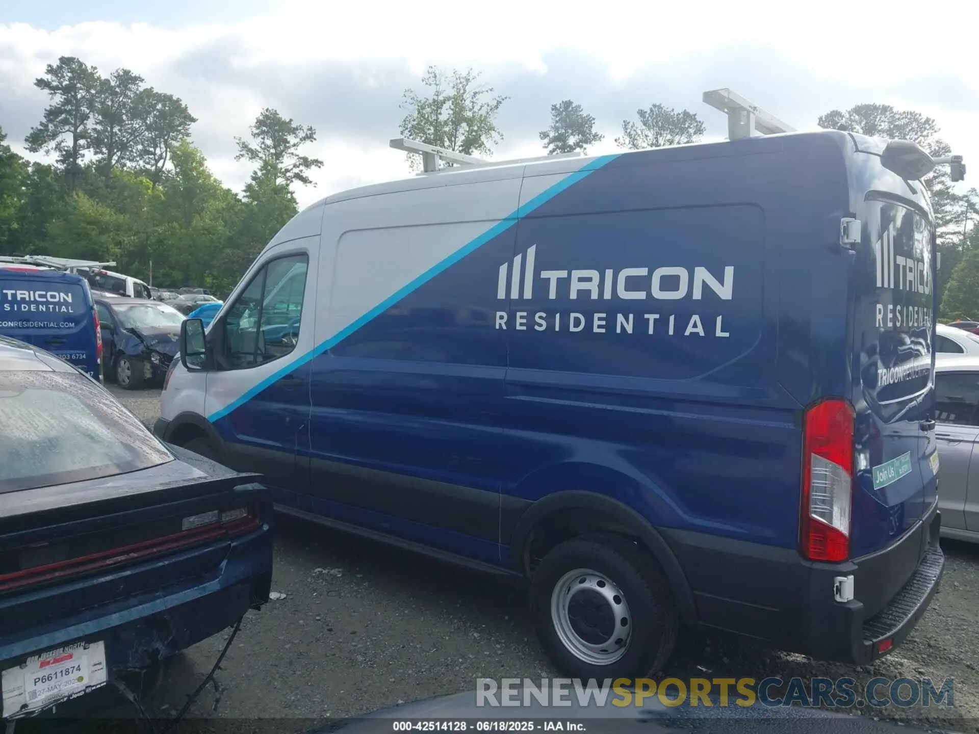14 Фотография поврежденного автомобиля 1FTBR1C8XLKB52205 FORD TRANSIT-250 2020