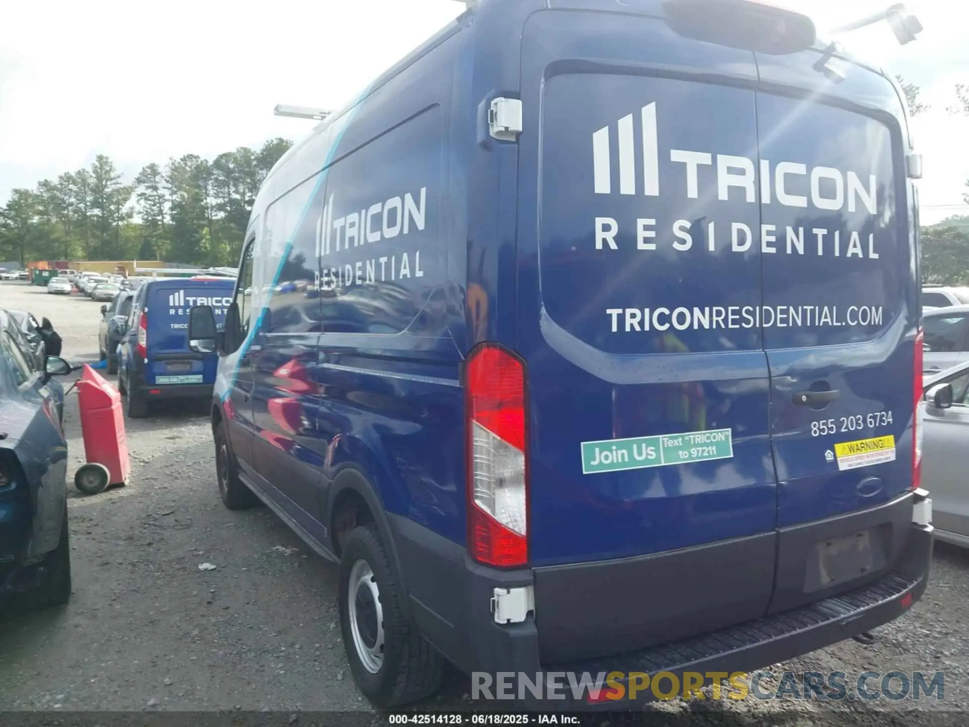 3 Фотография поврежденного автомобиля 1FTBR1C8XLKB52205 FORD TRANSIT-250 2020