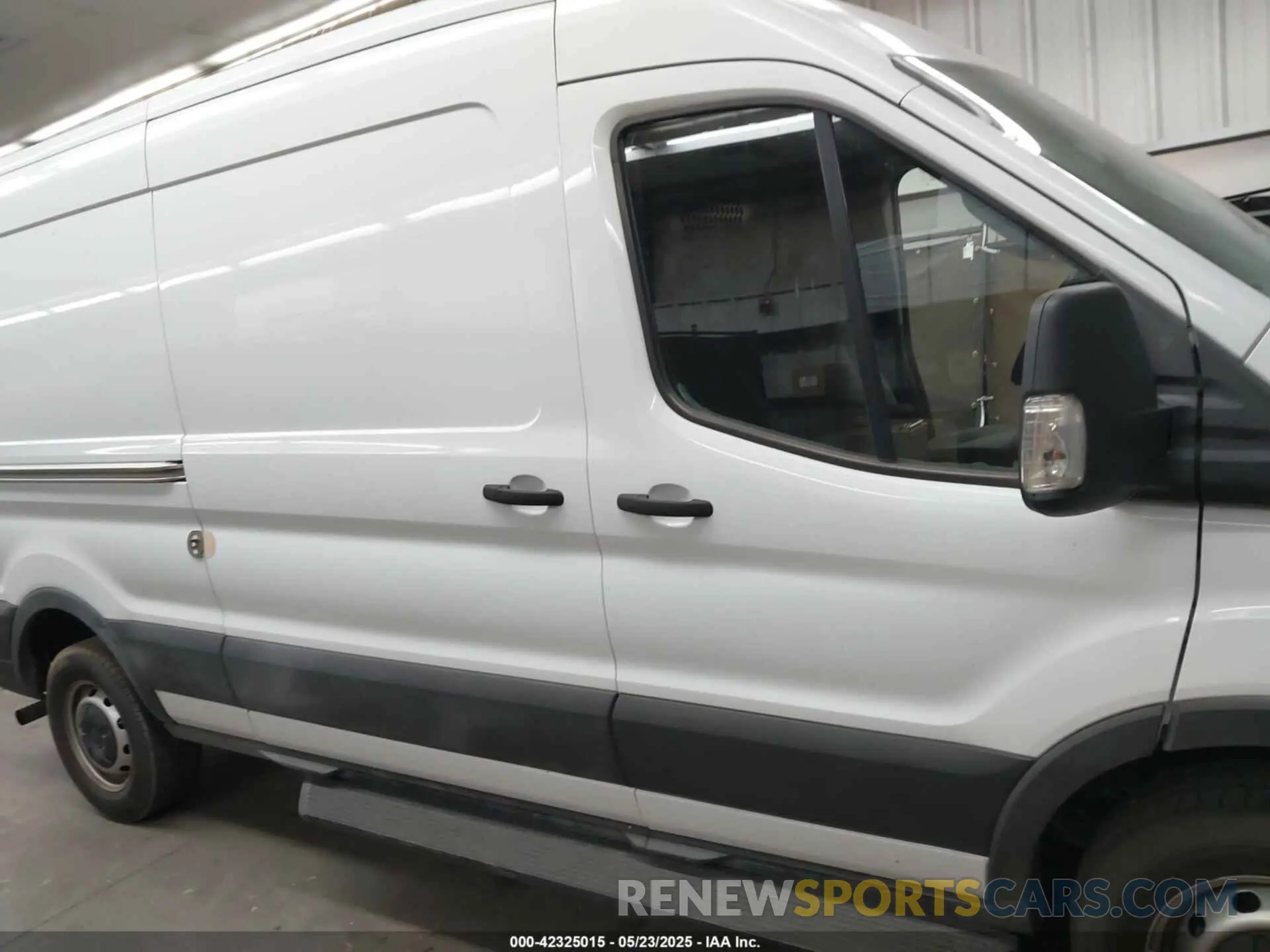 14 Фотография поврежденного автомобиля 1FTBR1CG8LKB66921 FORD TRANSIT-250 2020