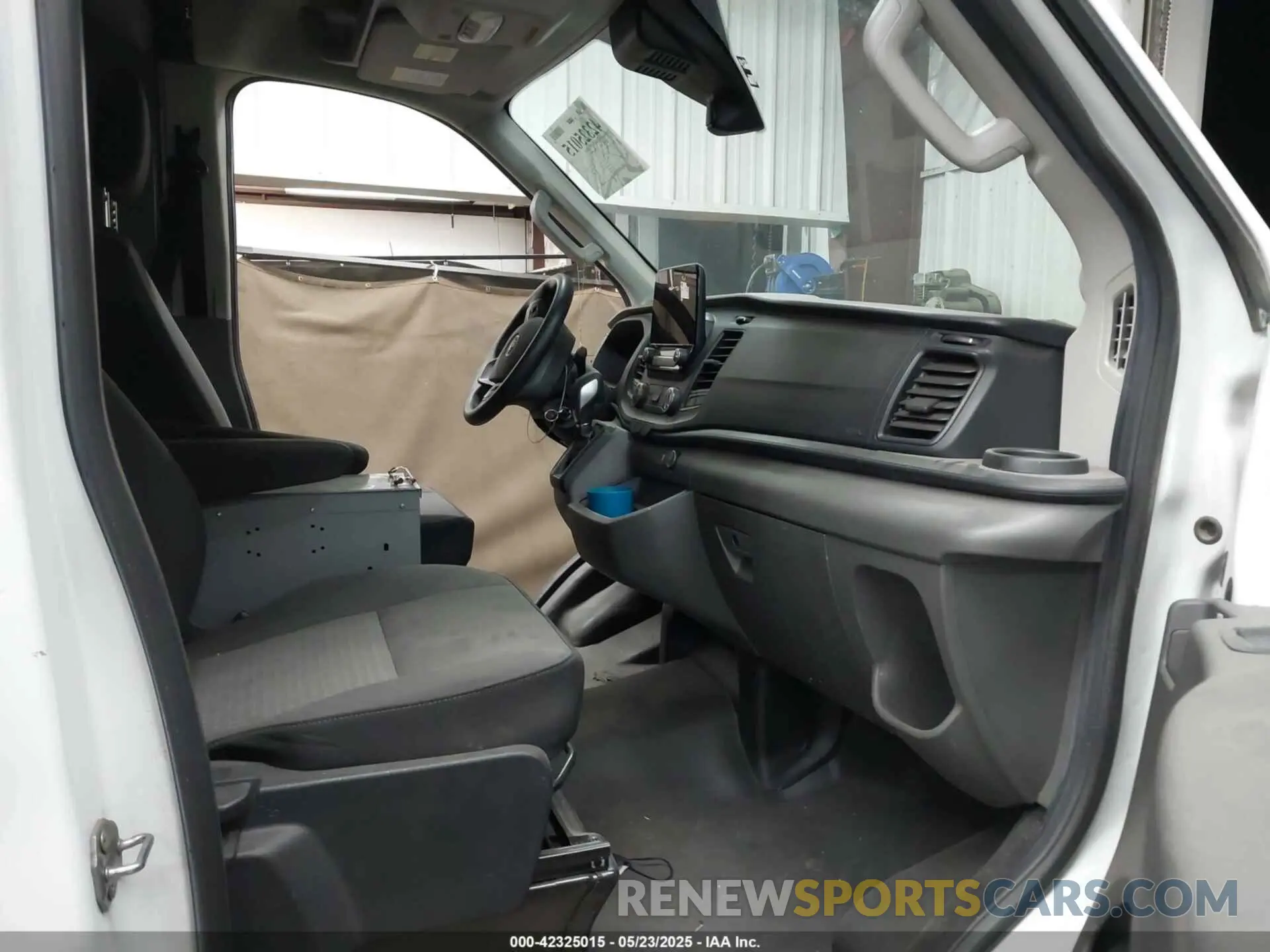 5 Фотография поврежденного автомобиля 1FTBR1CG8LKB66921 FORD TRANSIT-250 2020