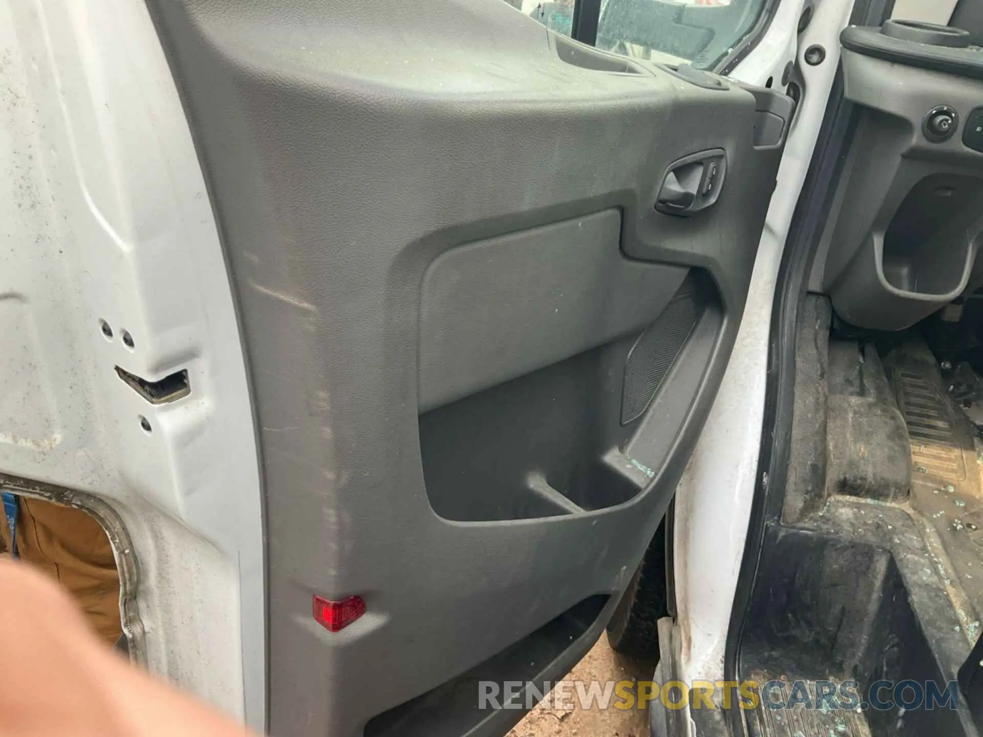 22 Фотография поврежденного автомобиля 1FTBR1Y85LKB76565 FORD TRANSIT-250 2020