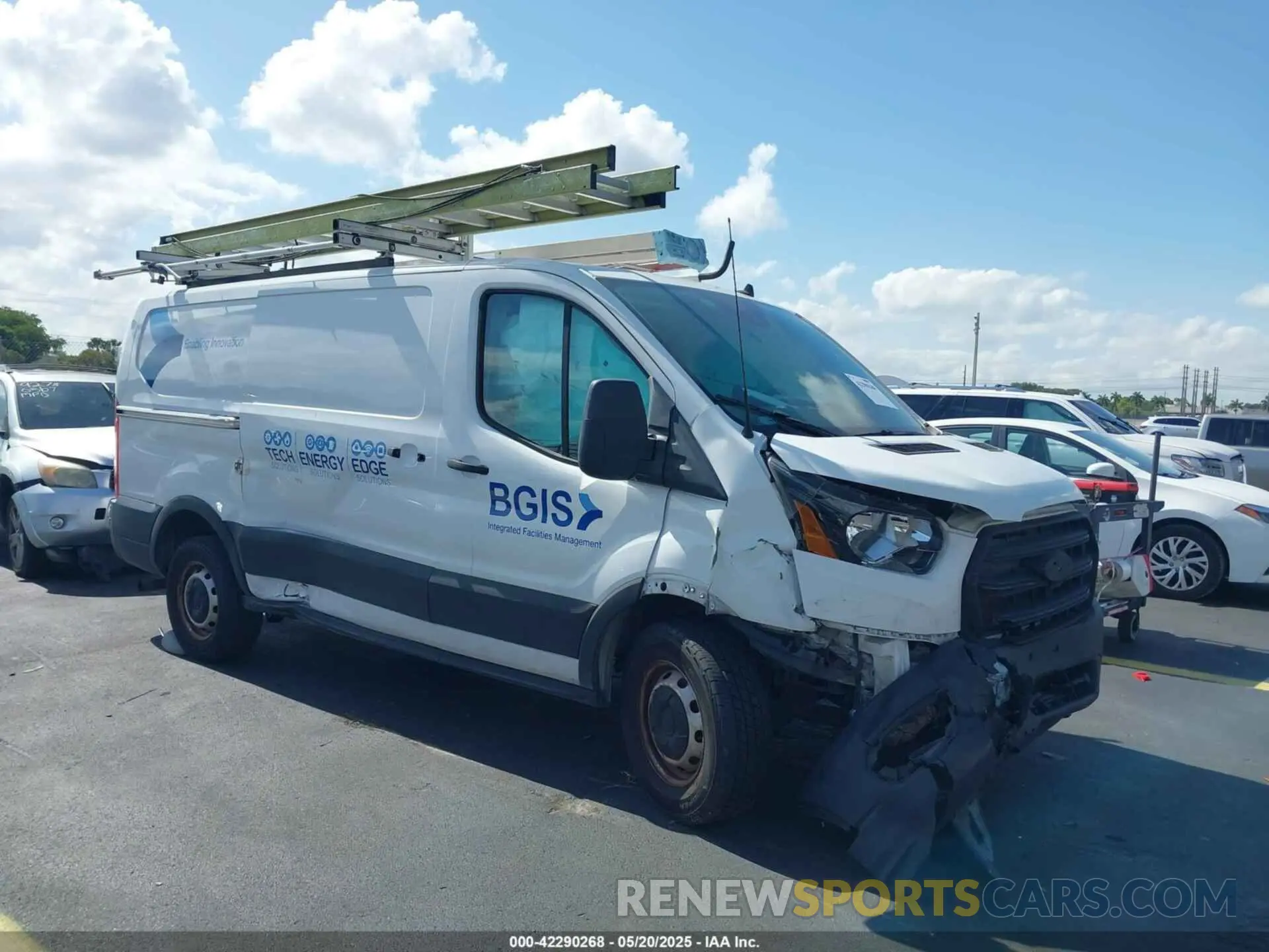 1 Photograph of a damaged car 1FTBR1Y86LKB30999 FORD TRANSIT-250 2020