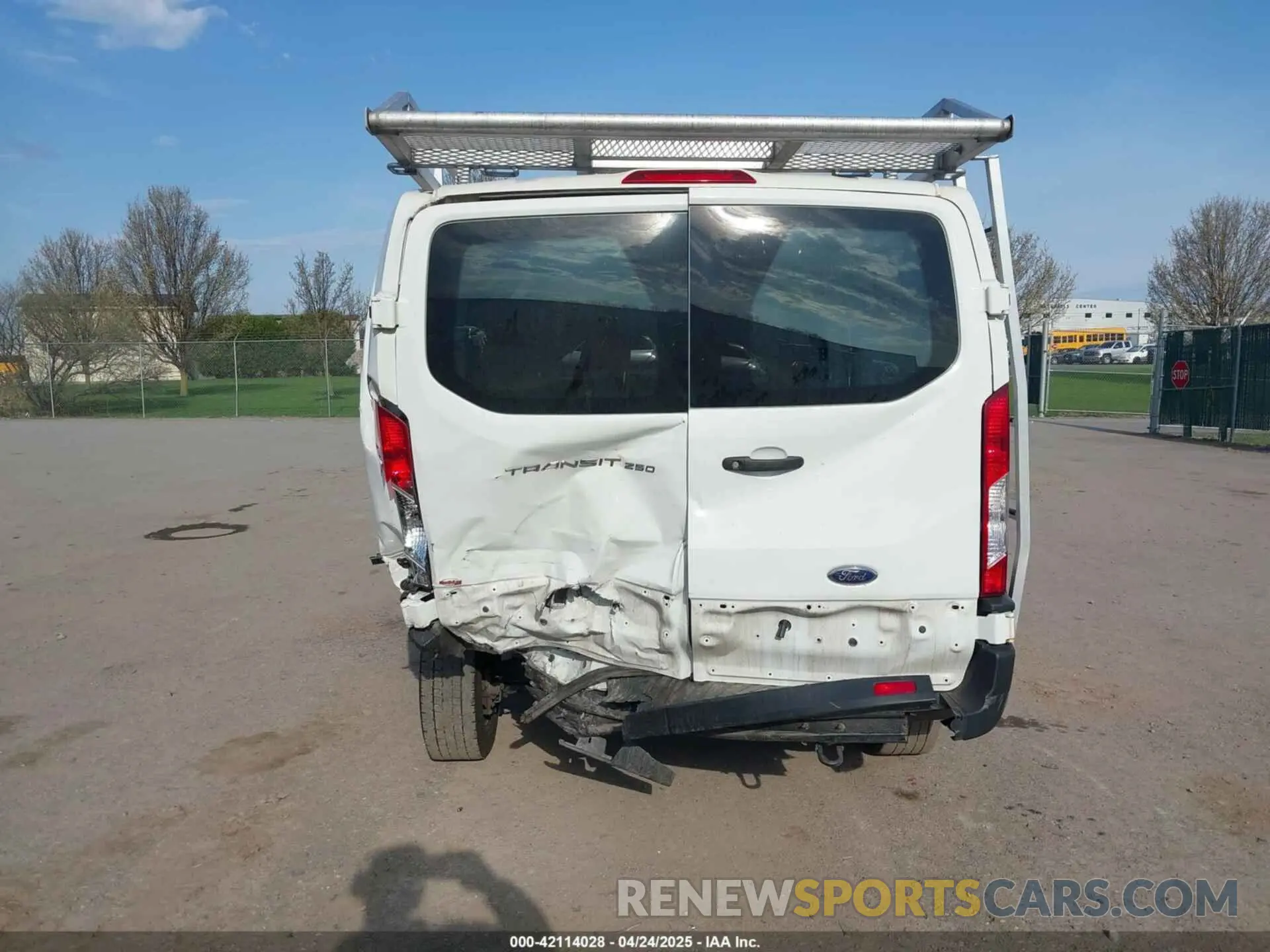 16 Фотография поврежденного автомобиля 1FTBR1Y88LKB73501 FORD TRANSIT-250 2020