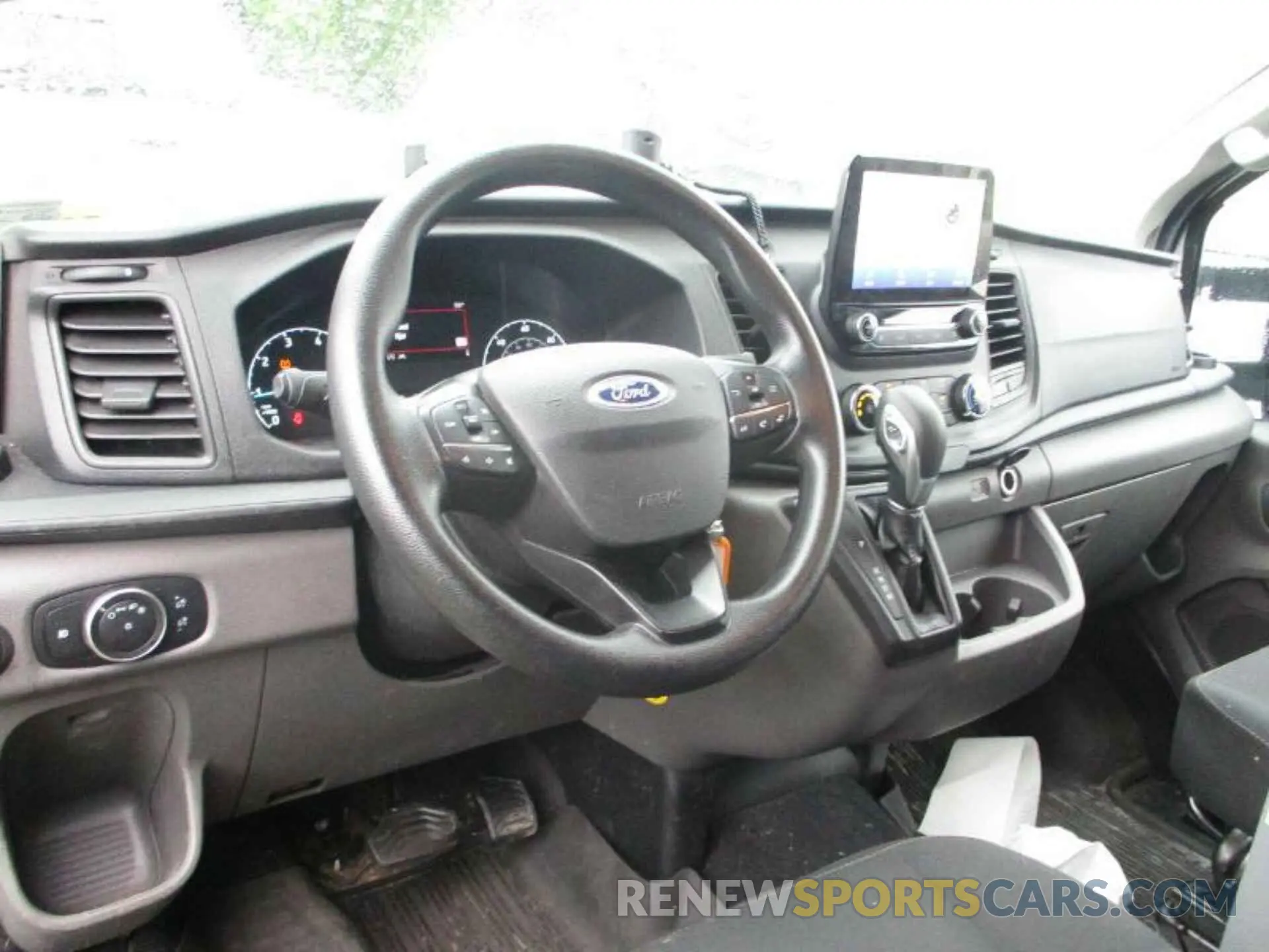 5 Photograph of a damaged car 1FTBR1YG4LKA26096 FORD TRANSIT-250 2020