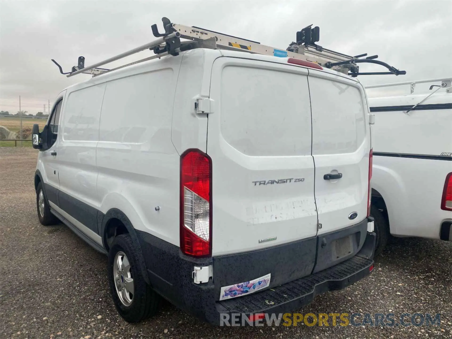 4 Photograph of a damaged car 1FTBR1YGXLKA35837 FORD TRANSIT-250 2020