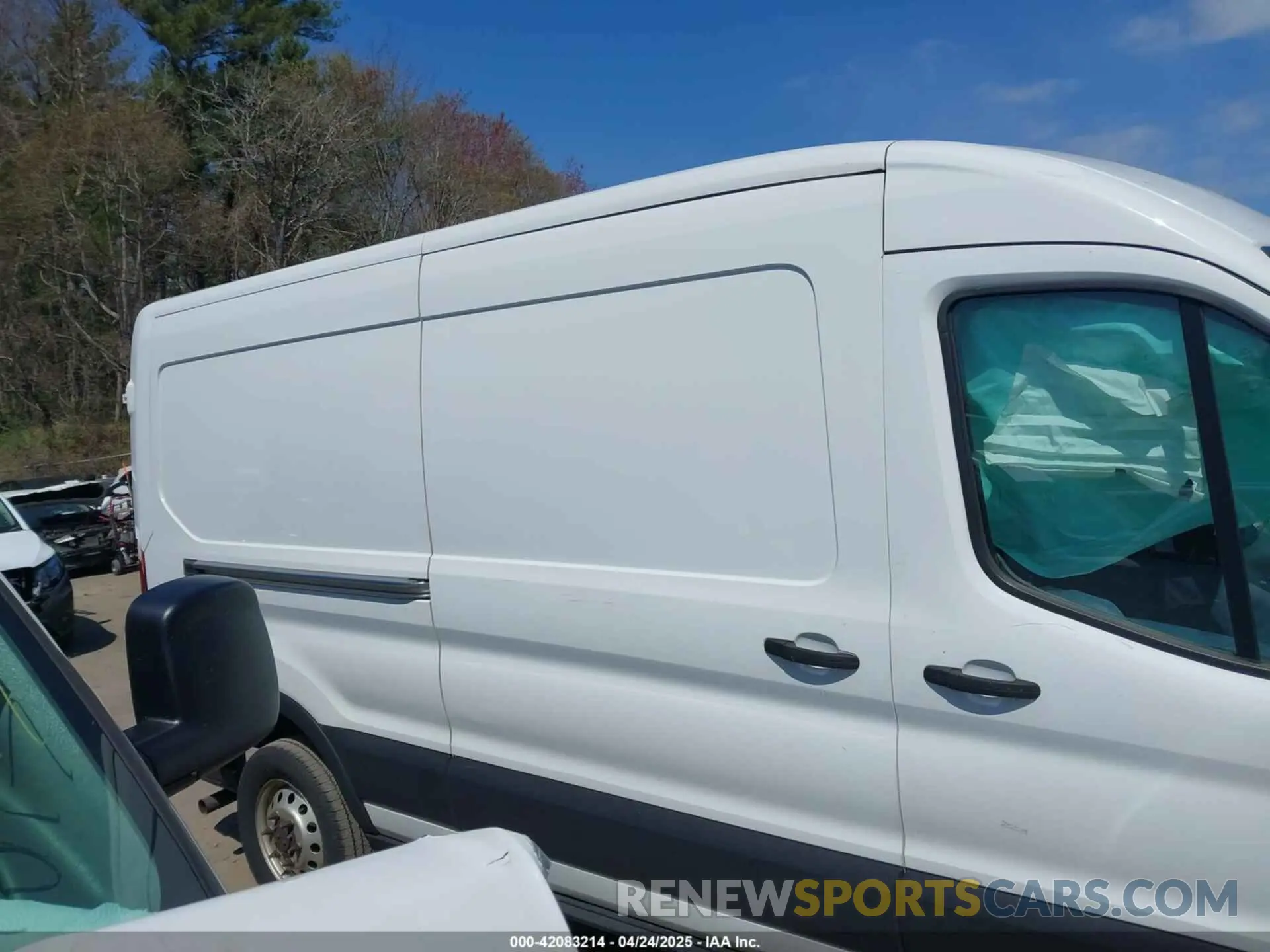 14 Photograph of a damaged car 1FTBR2C86LKA40376 FORD TRANSIT-250 2020