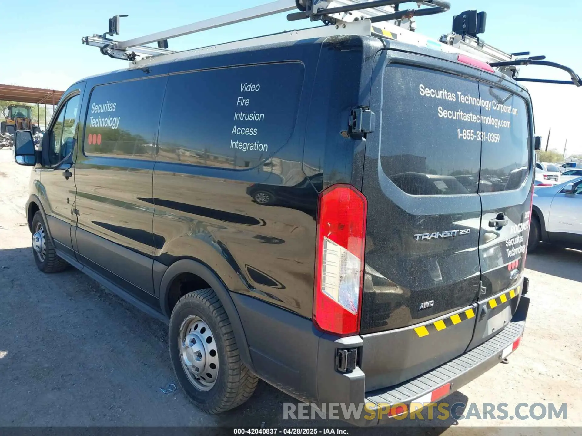 3 Photograph of a damaged car 1FTBR2Y81LKB12562 FORD TRANSIT-250 2020