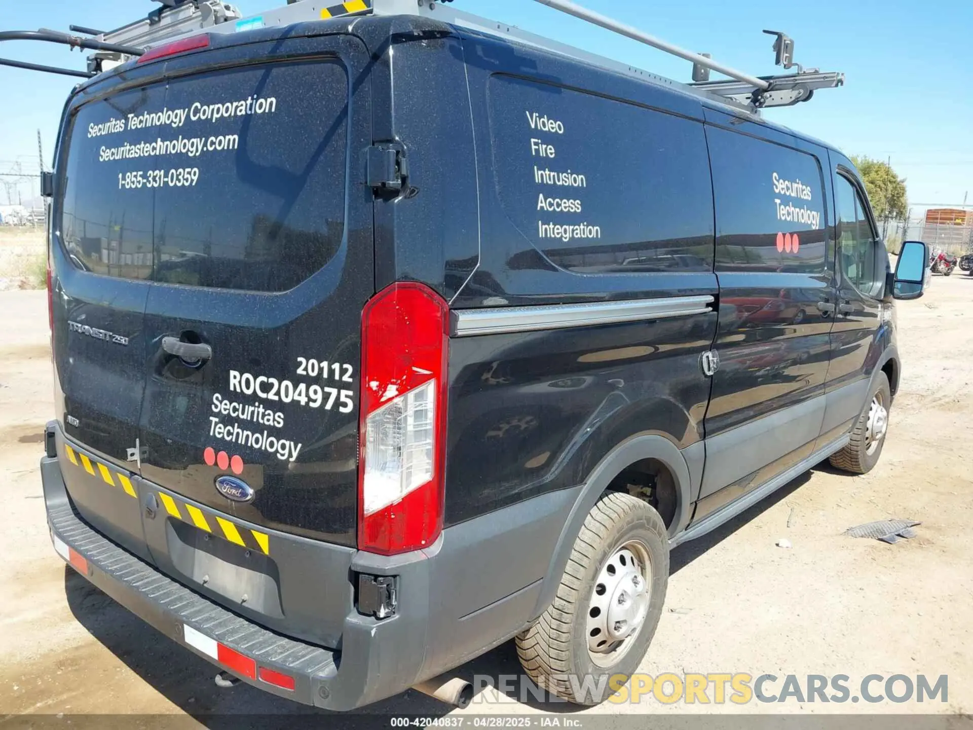 4 Photograph of a damaged car 1FTBR2Y81LKB12562 FORD TRANSIT-250 2020