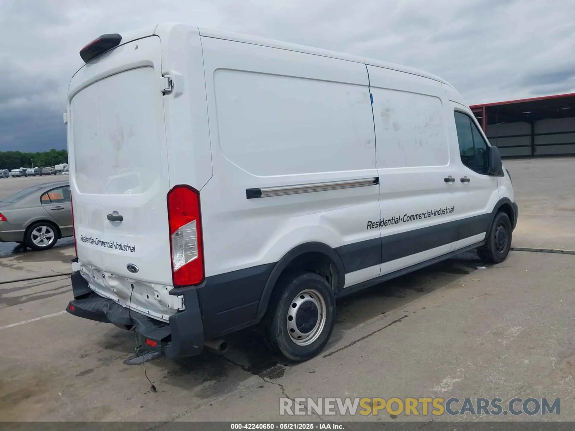 4 Photograph of a damaged car 1FTBR1C87MKA18947 FORD TRANSIT-250 2021