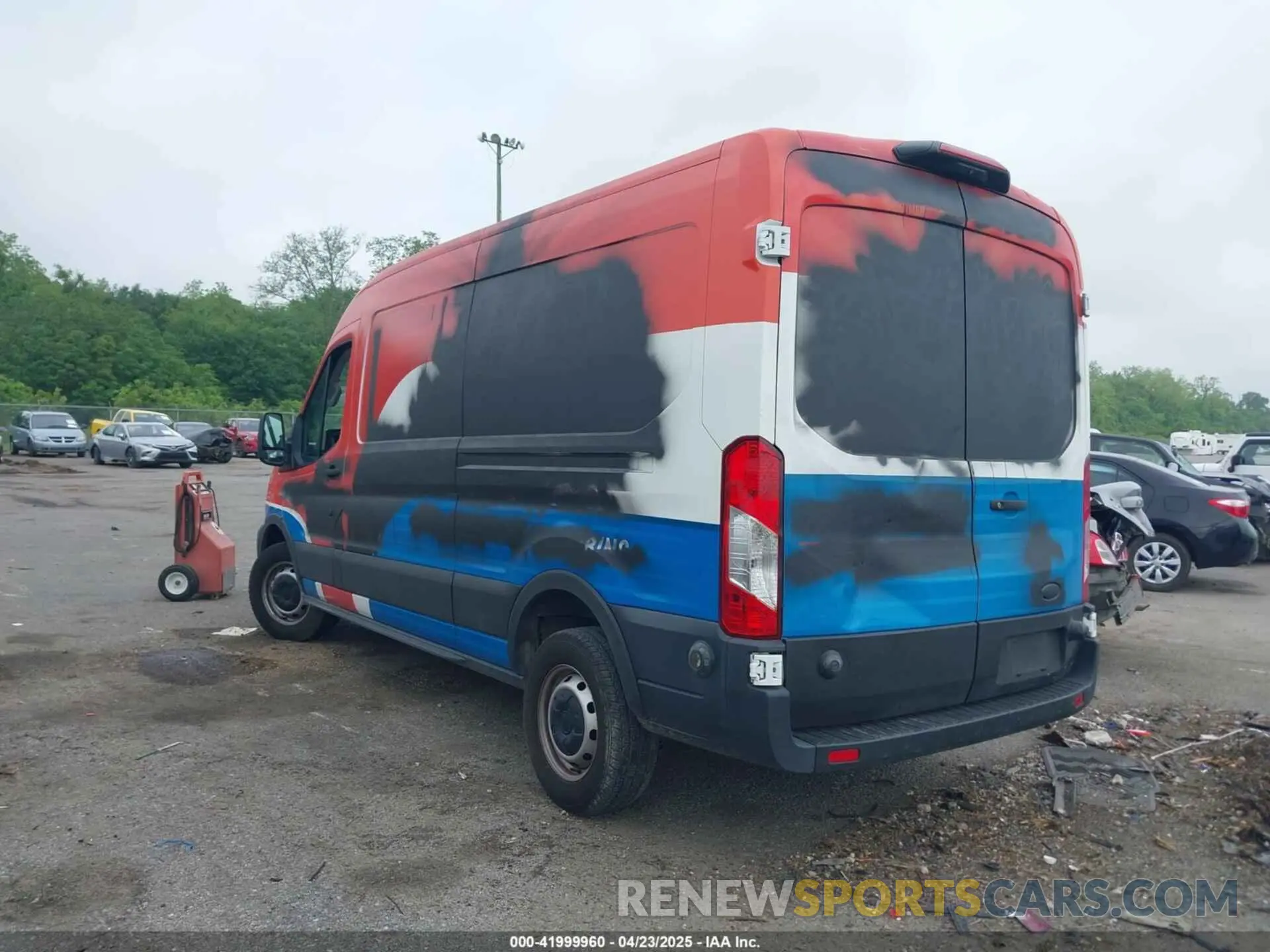 3 Фотография поврежденного автомобиля 1FTBR1C87MKA38664 FORD TRANSIT-250 2021
