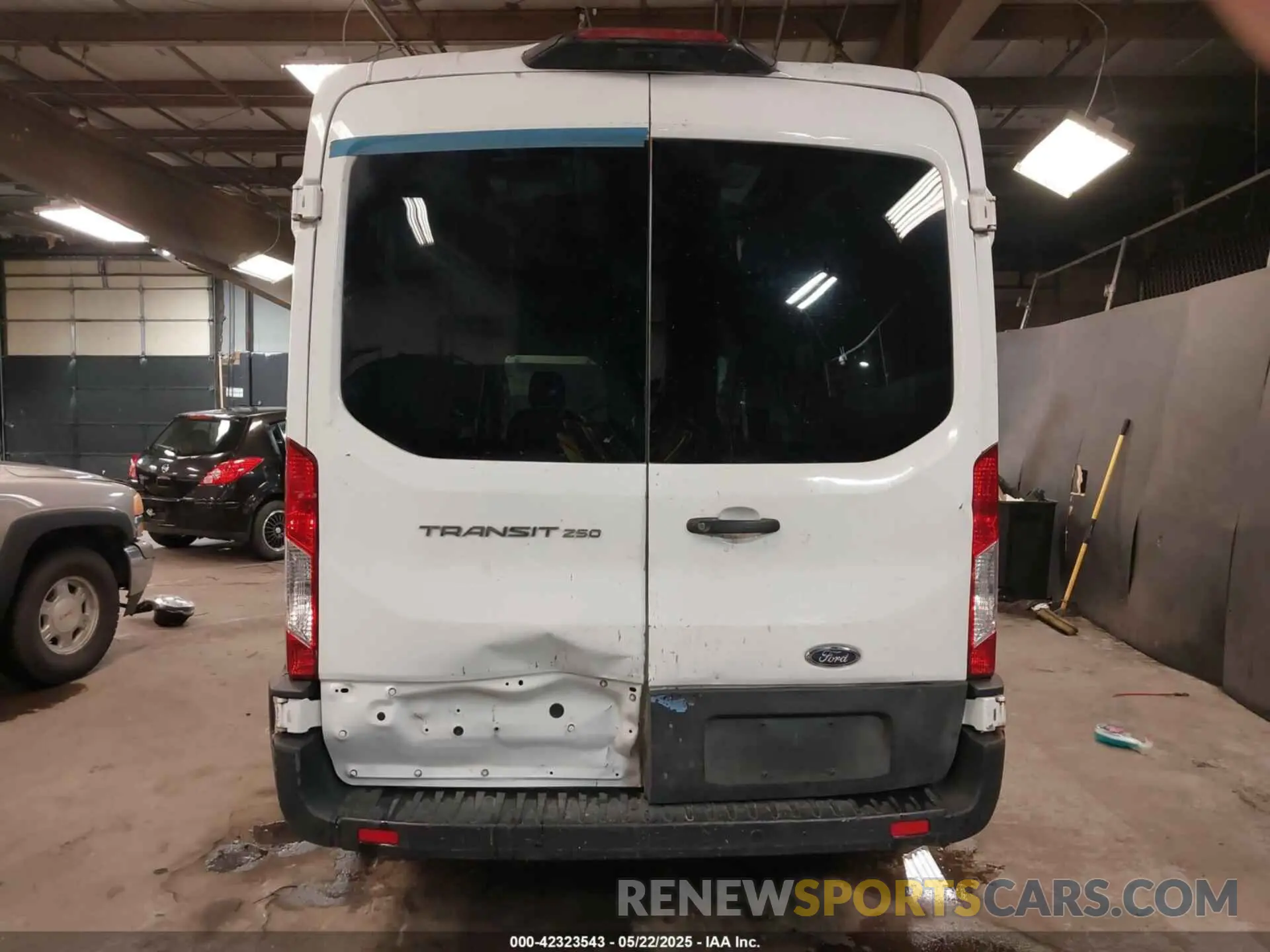 17 Фотография поврежденного автомобиля 1FTBR1C8XMKA10485 FORD TRANSIT-250 2021