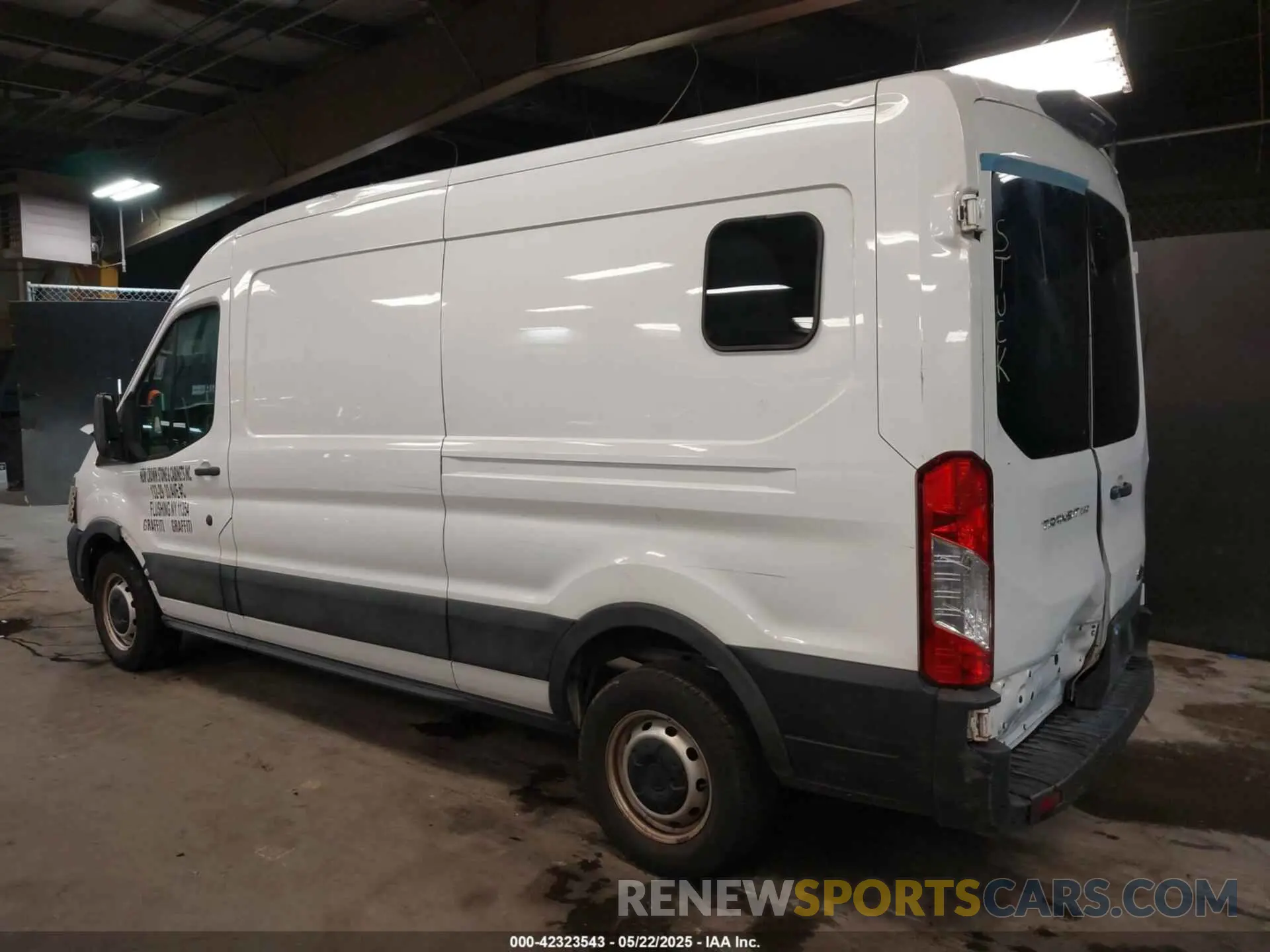 3 Фотография поврежденного автомобиля 1FTBR1C8XMKA10485 FORD TRANSIT-250 2021
