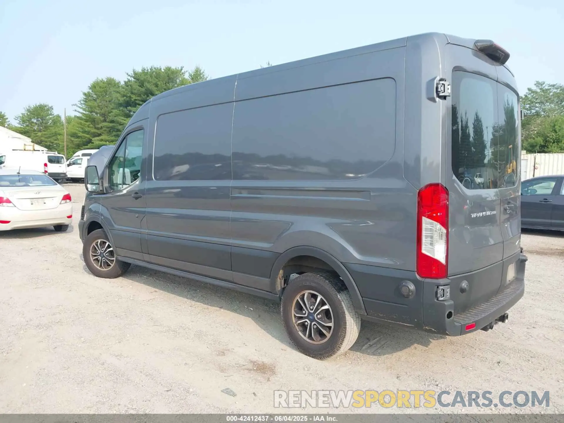 3 Photograph of a damaged car 1FTBR1C8XMKA71142 FORD TRANSIT-250 2021