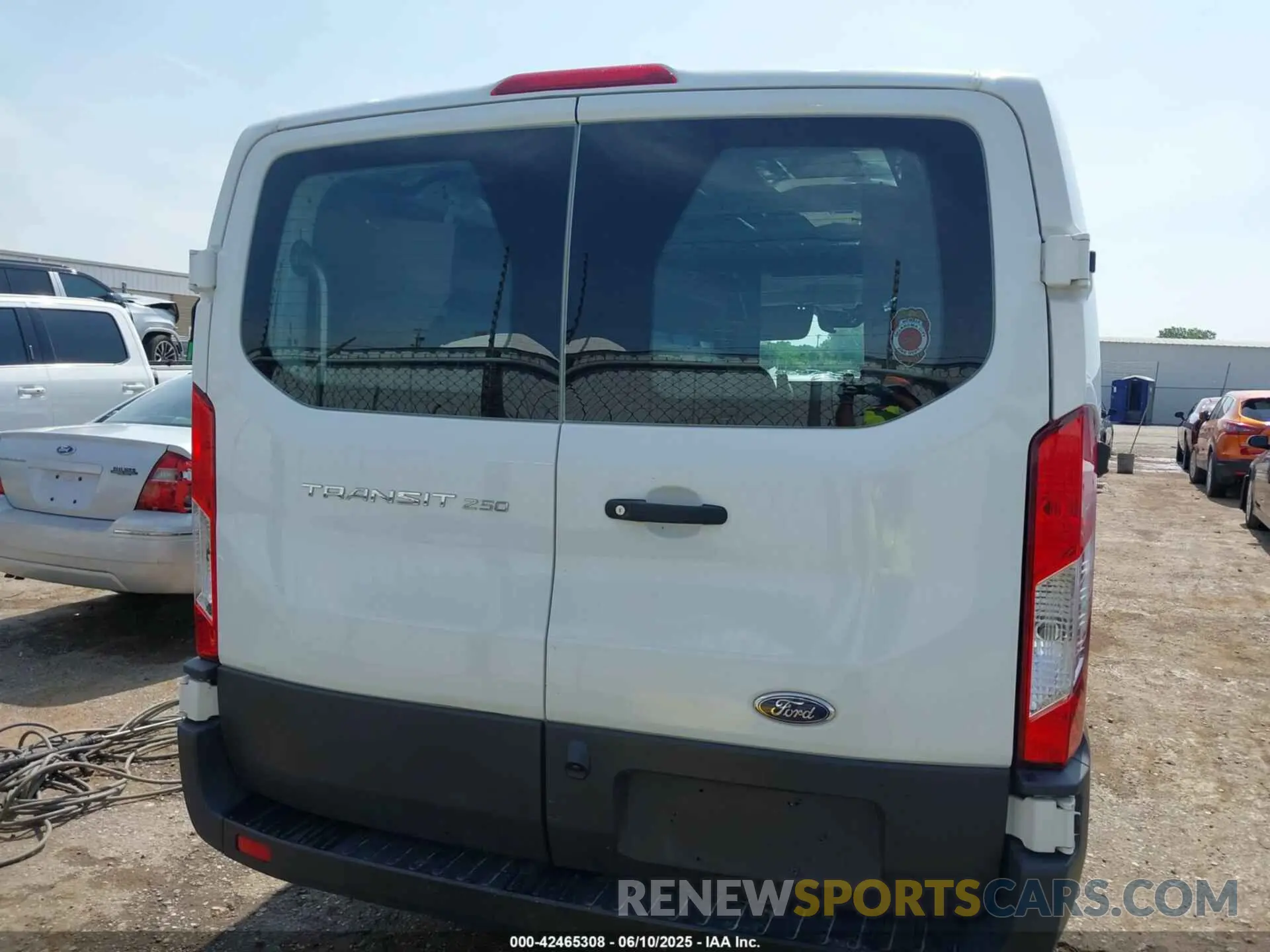 16 Photograph of a damaged car 1FTBR1Y80MKA77248 FORD TRANSIT-250 2021