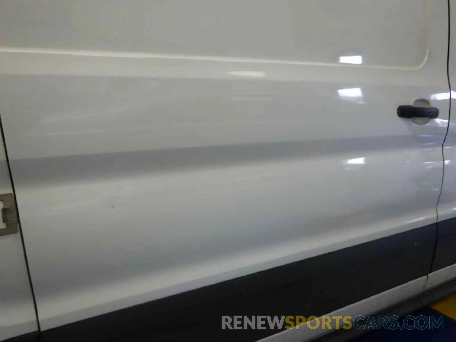 3 Photograph of a damaged car 1FTBR2YGXMKA51737 FORD TRANSIT-250 2021
