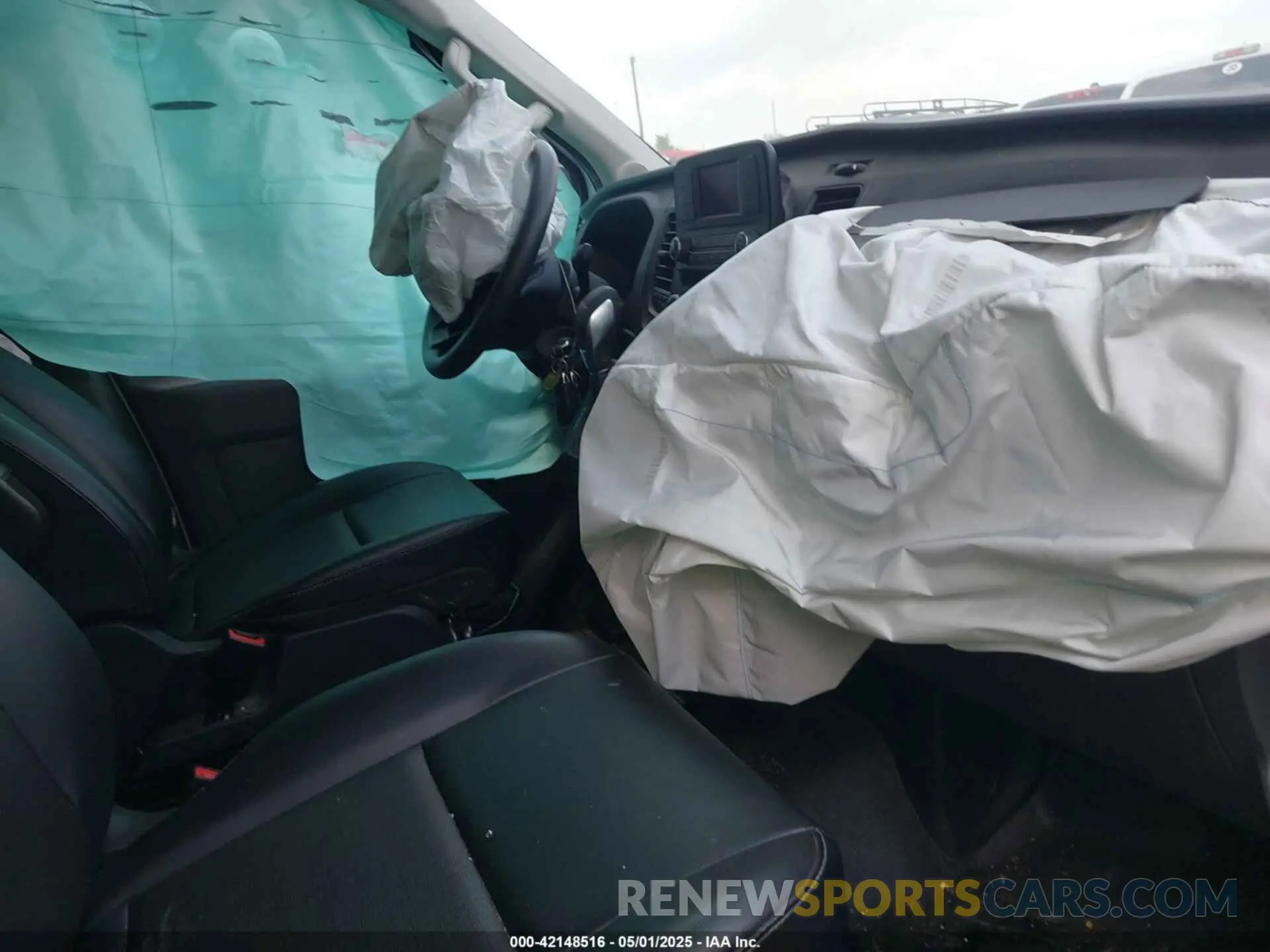 5 Photograph of a damaged car 1FTBR1CG2NKA12529 FORD TRANSIT-250 2022