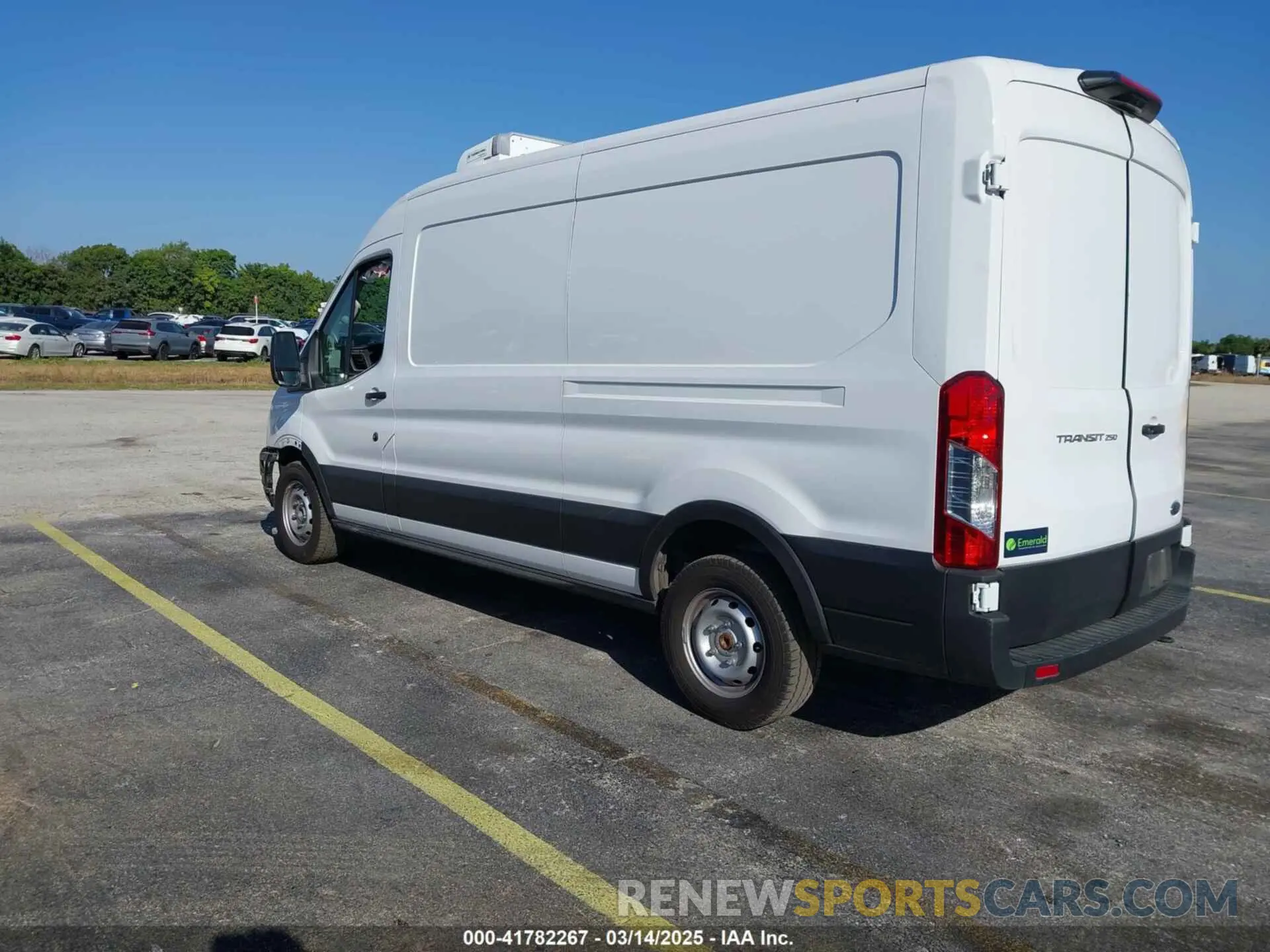 3 Фотография поврежденного автомобиля 1FTBR1C84PKA64479 FORD TRANSIT-250 2023