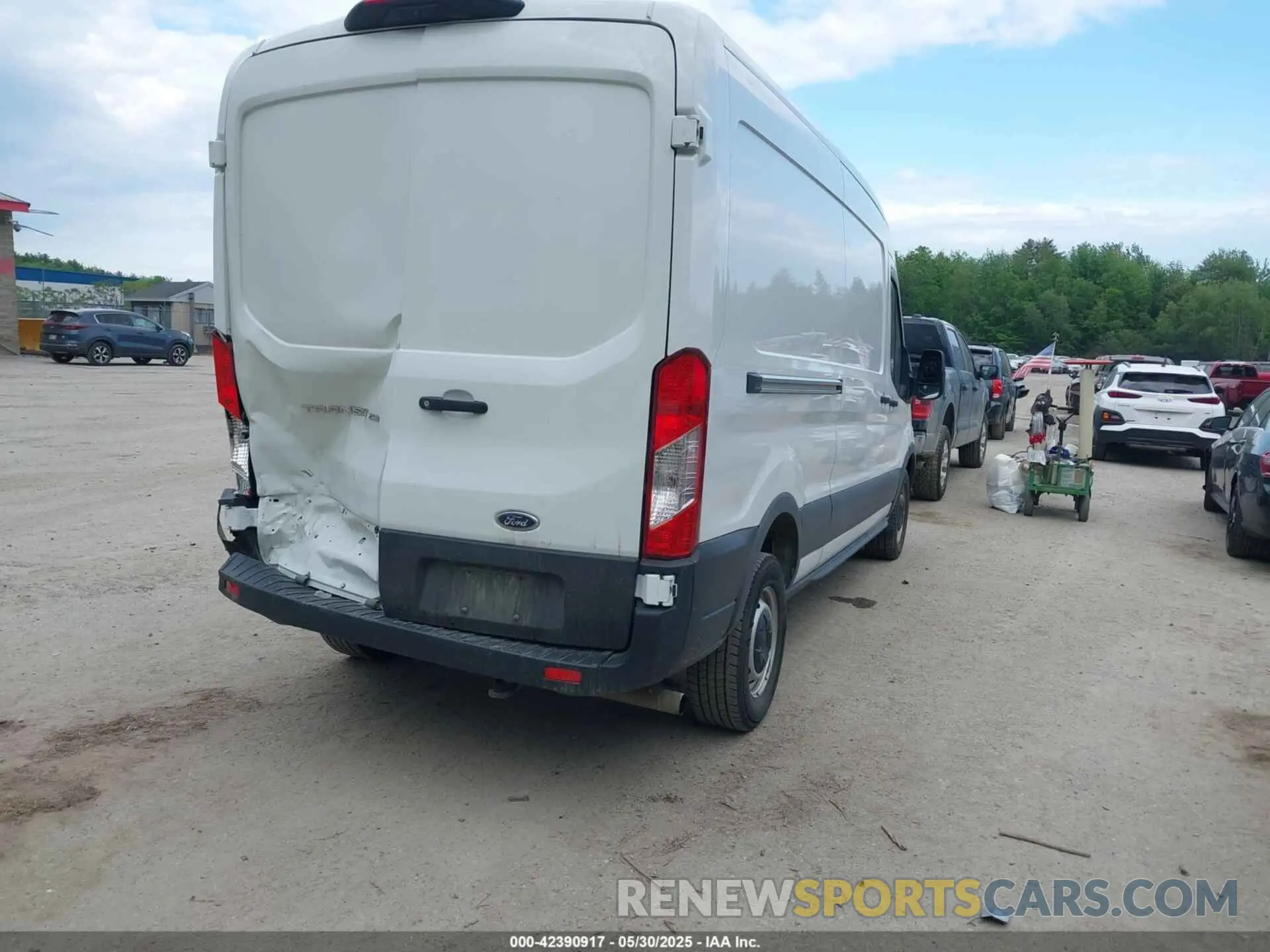 4 Фотография поврежденного автомобиля 1FTBR1C87PKB46044 FORD TRANSIT-250 2023