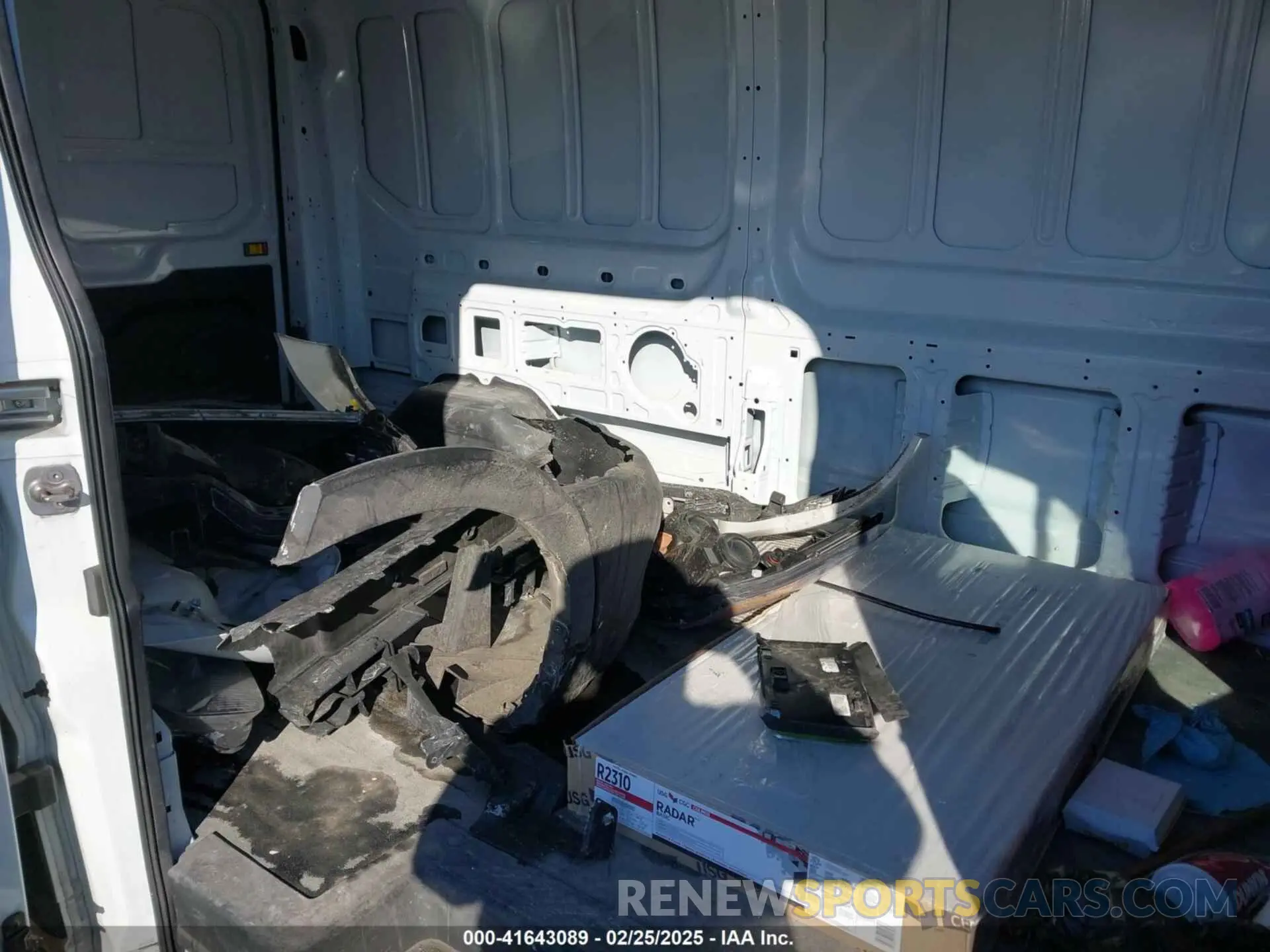 8 Фотография поврежденного автомобиля 1FTBR1C89PKA63540 FORD TRANSIT-250 2023