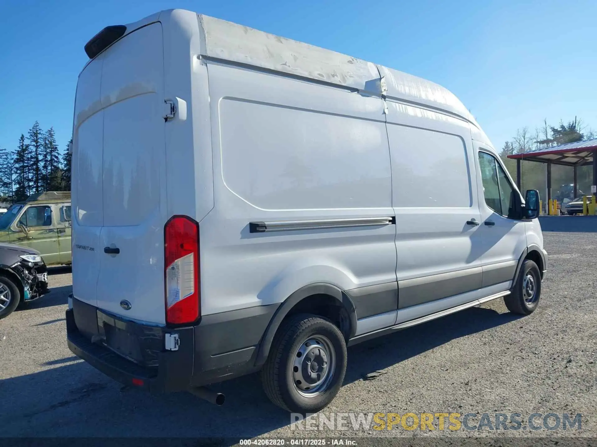 4 Photograph of a damaged car 1FTBR1X84PKB02027 FORD TRANSIT-250 2023