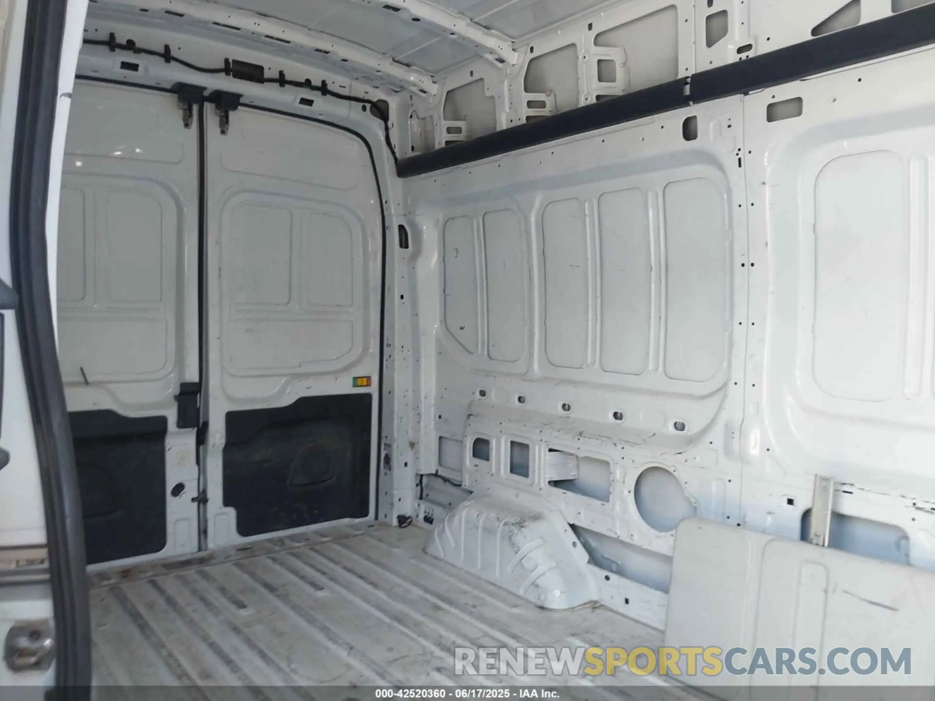 8 Фотография поврежденного автомобиля 1FTBR1X87PKB01454 FORD TRANSIT-250 2023
