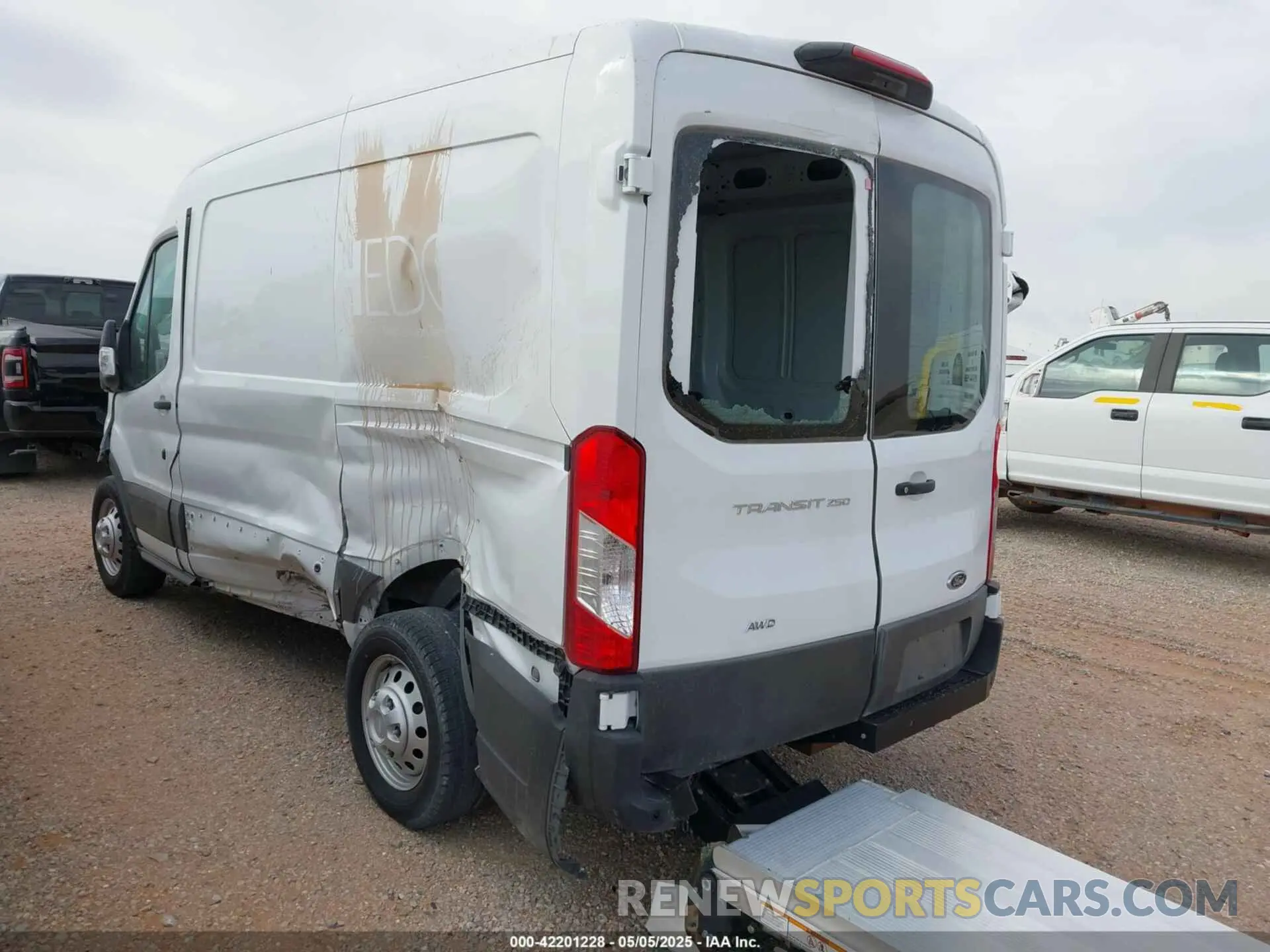 3 Photograph of a damaged car 1FTBR2C83PKA71896 FORD TRANSIT-250 2023