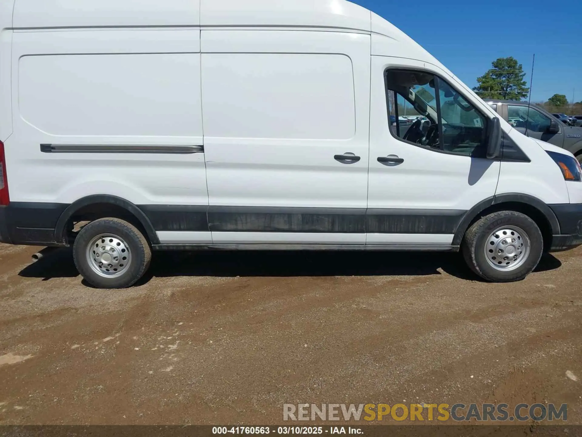 13 Фотография поврежденного автомобиля 1FTBR2X88PKB45419 FORD TRANSIT-250 2023