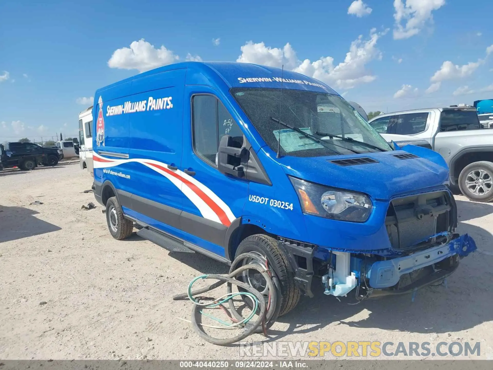 1 Фотография поврежденного автомобиля 1FTBR1C82RKA26803 FORD TRANSIT-250 2024