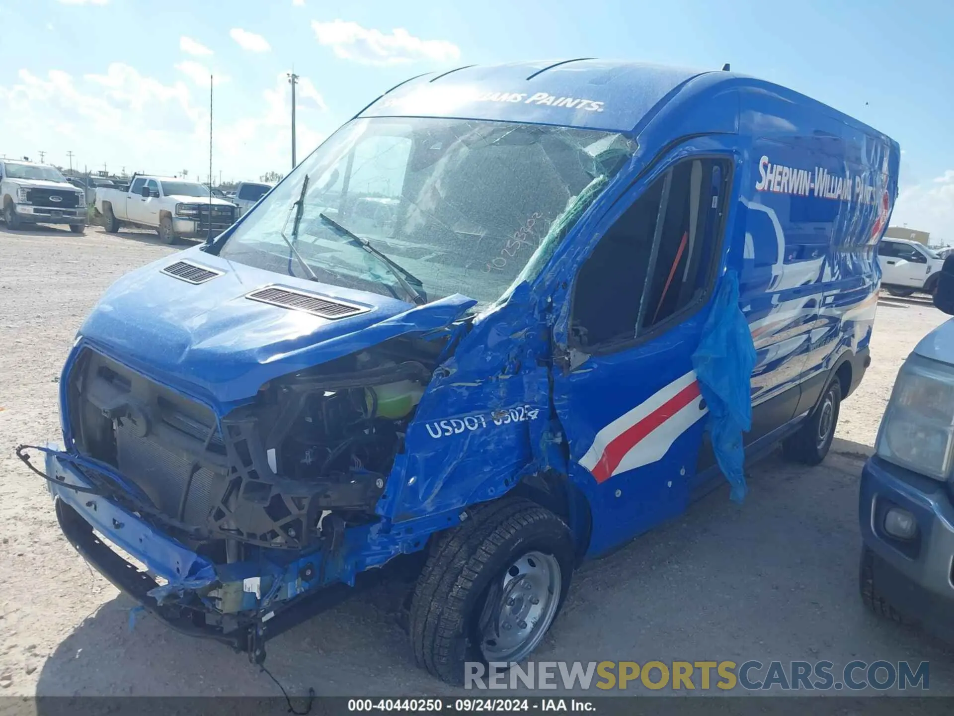 2 Фотография поврежденного автомобиля 1FTBR1C82RKA26803 FORD TRANSIT-250 2024