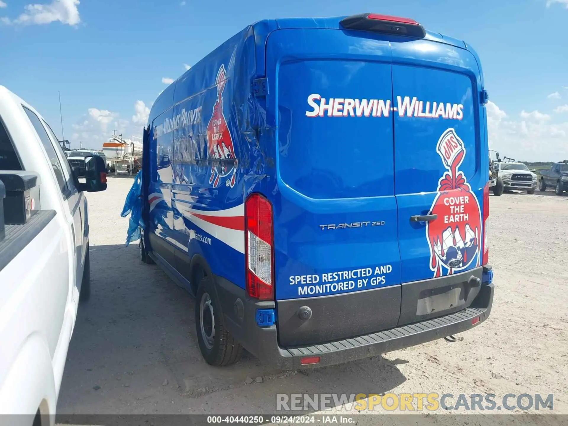3 Фотография поврежденного автомобиля 1FTBR1C82RKA26803 FORD TRANSIT-250 2024