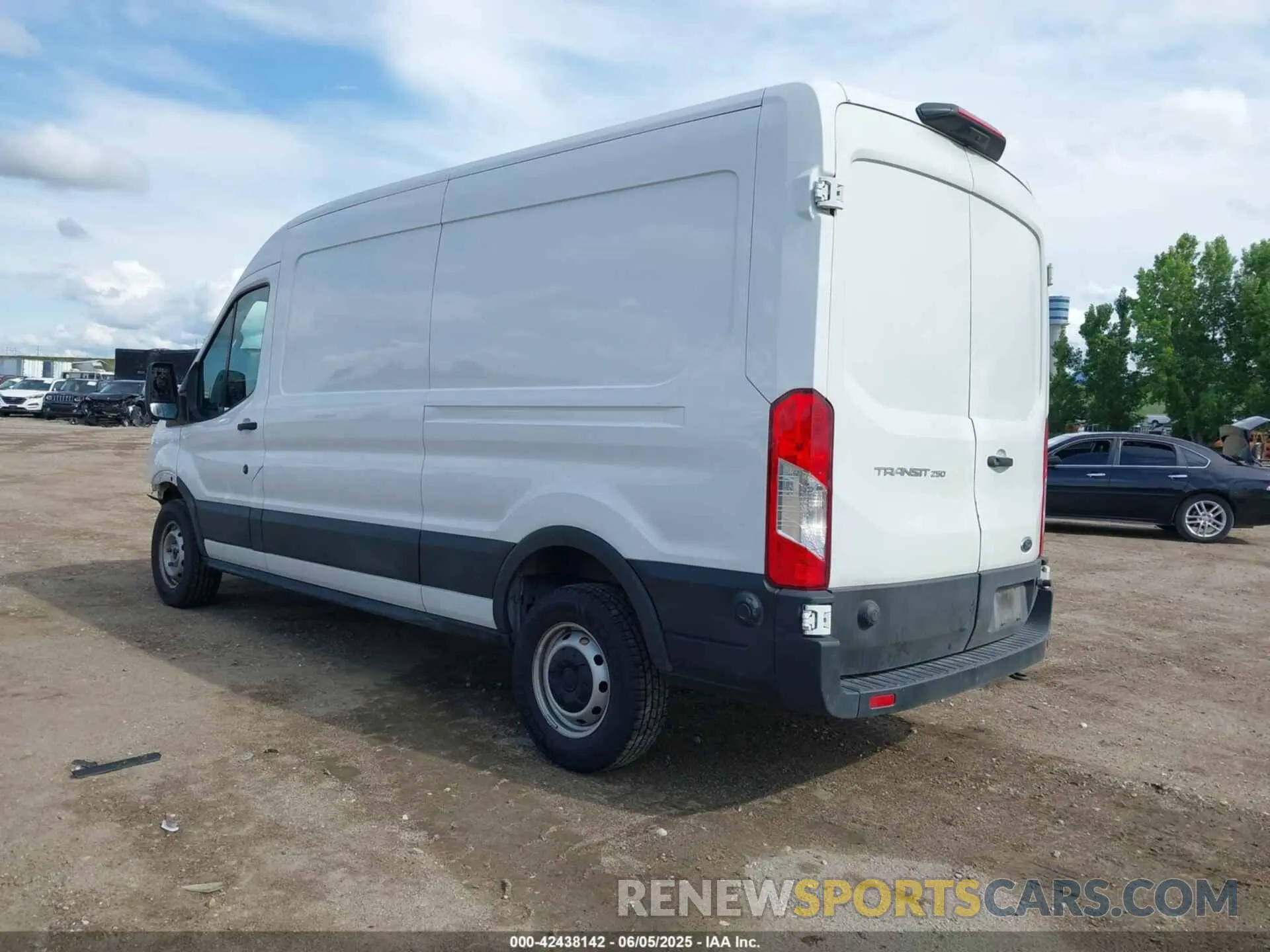 3 Photograph of a damaged car 1FTBR1C84RKA32473 FORD TRANSIT-250 2024
