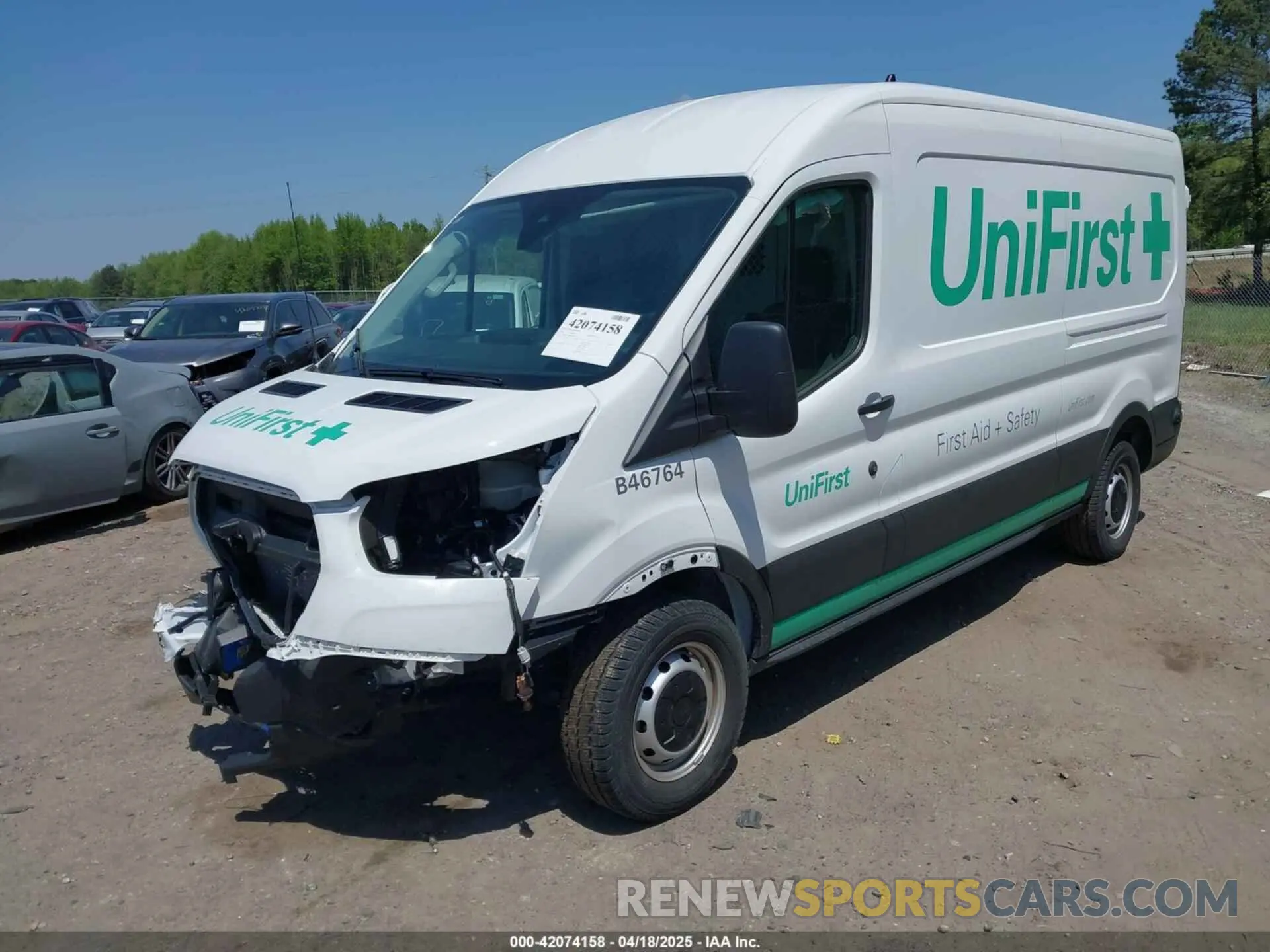 2 Фотография поврежденного автомобиля 1FTBR1C84RKB46764 FORD TRANSIT-250 2024