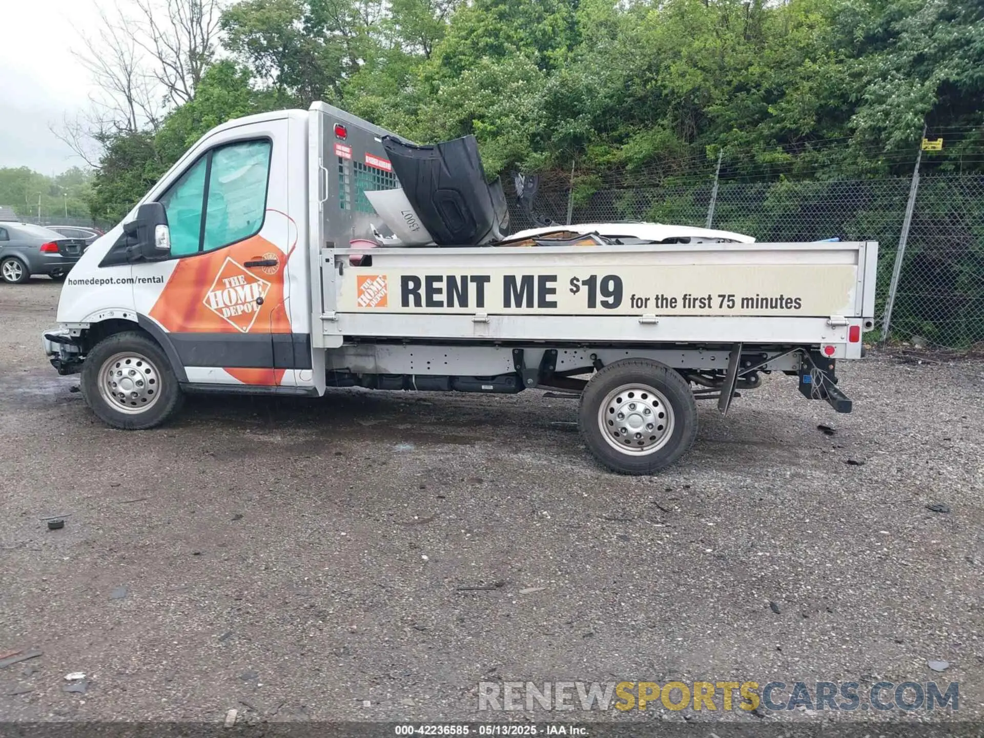 15 Photograph of a damaged car 1FDBR7Z81PKB61824 FORD TRANSIT-250 CAB 2023