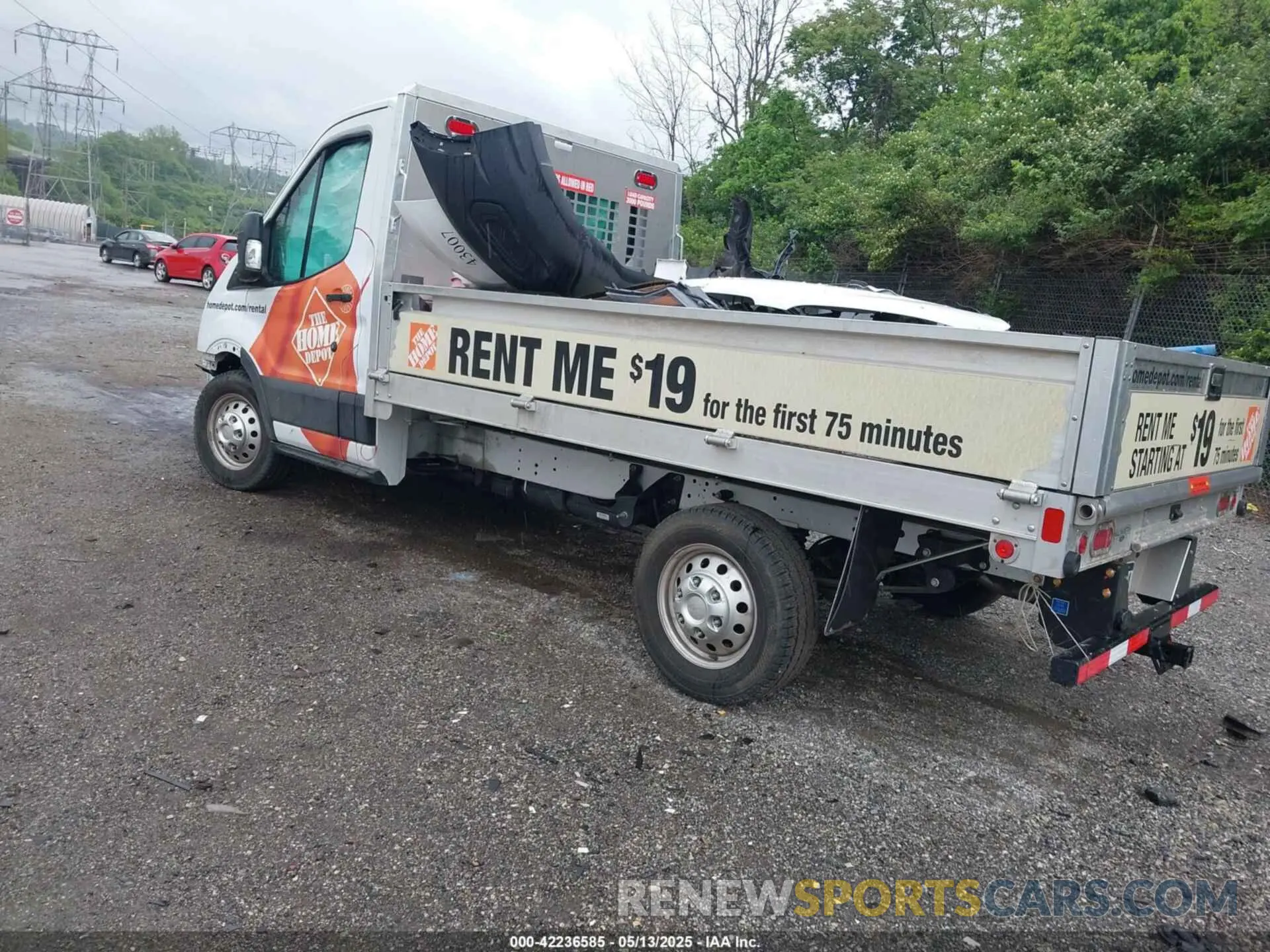 3 Photograph of a damaged car 1FDBR7Z81PKB61824 FORD TRANSIT-250 CAB 2023