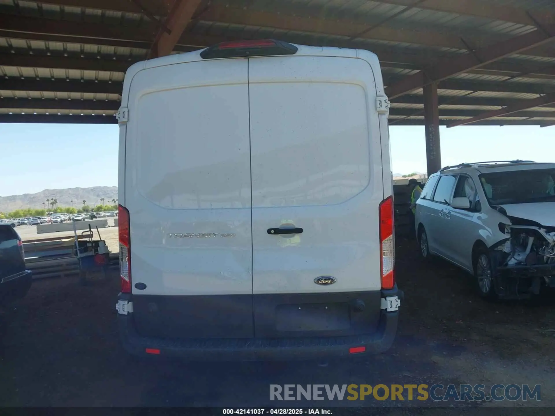 16 Photograph of a damaged car 1FTBR1C8XLKB20144 FORD TRANSIT-250 CARGO VAN 2020