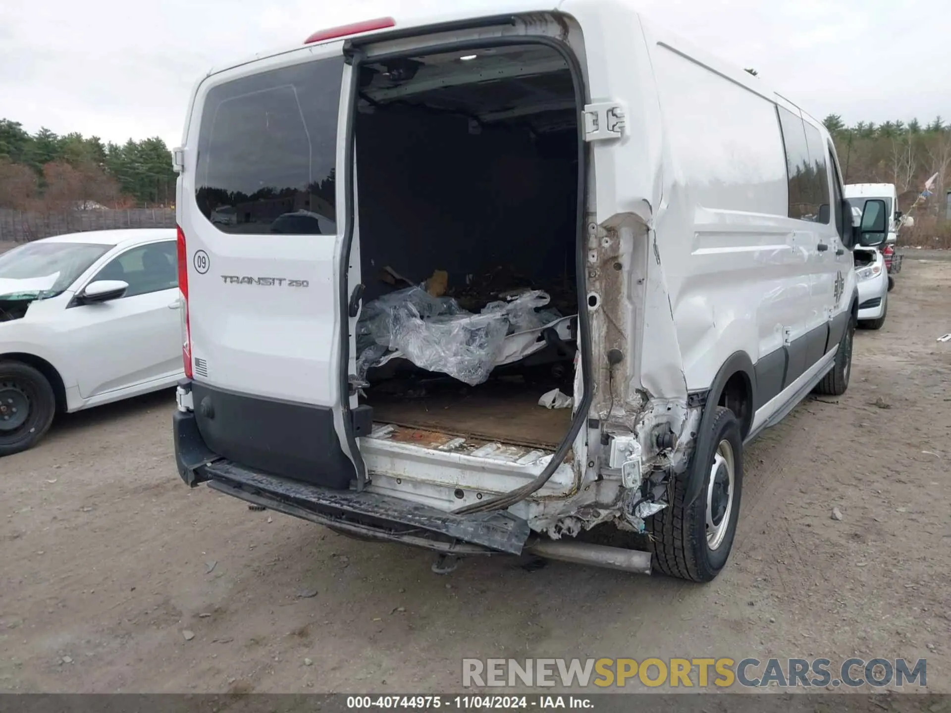 6 Фотография поврежденного автомобиля 1FTBR1Y83LKA70485 FORD TRANSIT-250 CARGO VAN 2020