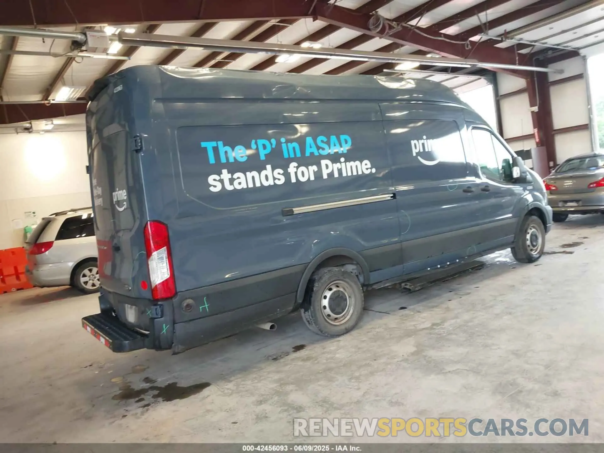 4 Photograph of a damaged car 1FTBR3X82LKA28614 FORD TRANSIT-250 CARGO VAN 2020
