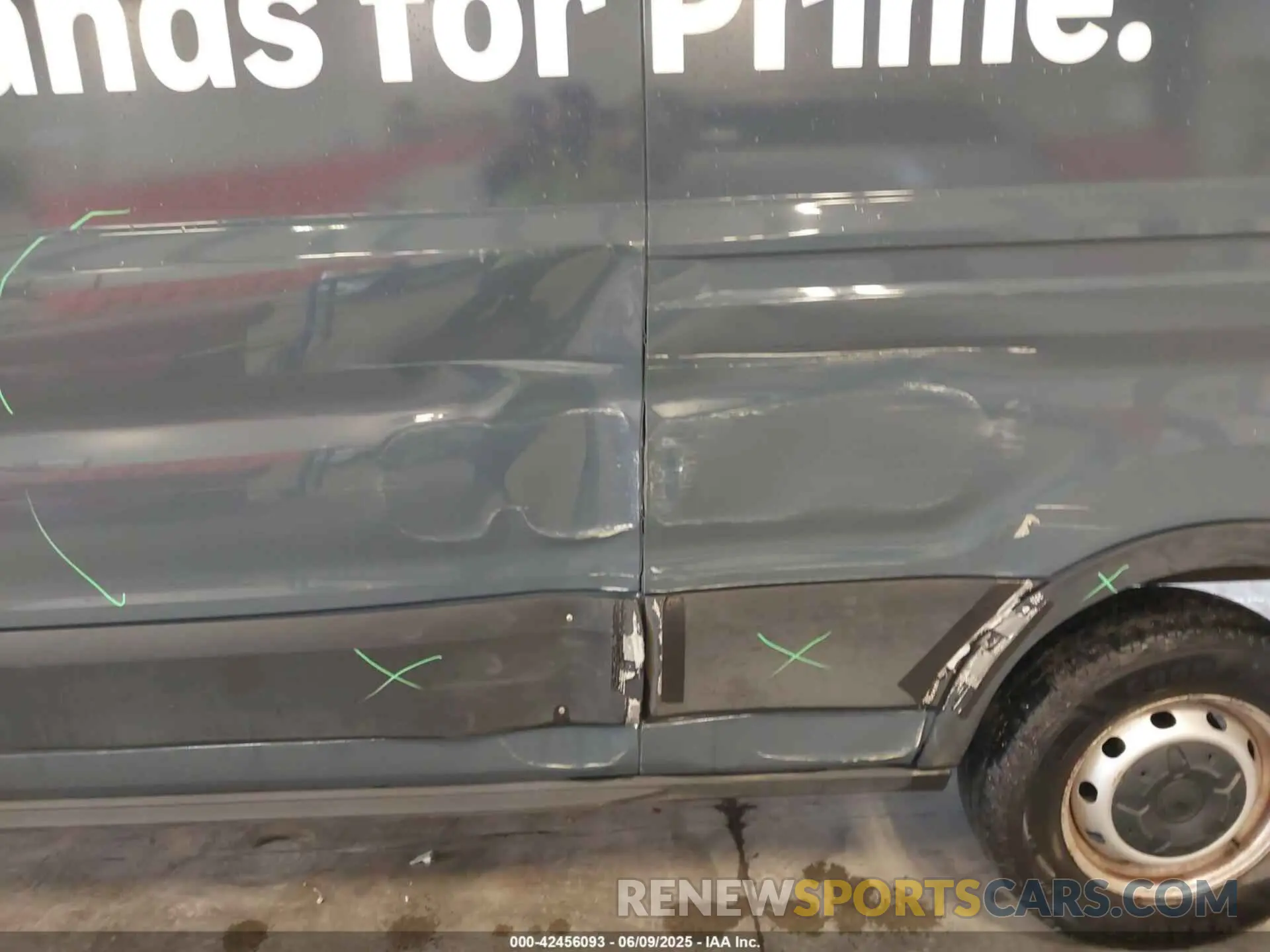 6 Photograph of a damaged car 1FTBR3X82LKA28614 FORD TRANSIT-250 CARGO VAN 2020