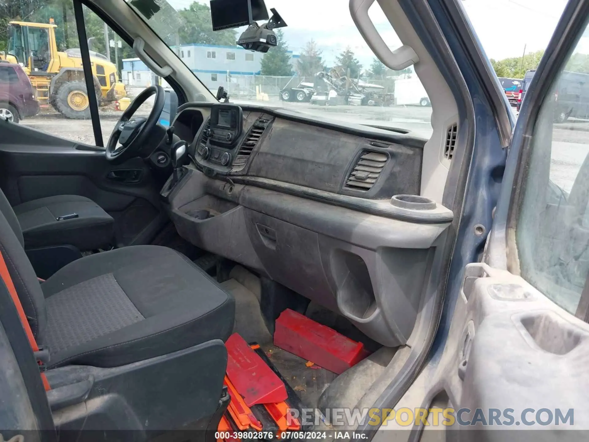 5 Photograph of a damaged car 1FTBR3X87LKA47501 FORD TRANSIT-250 CARGO VAN 2020