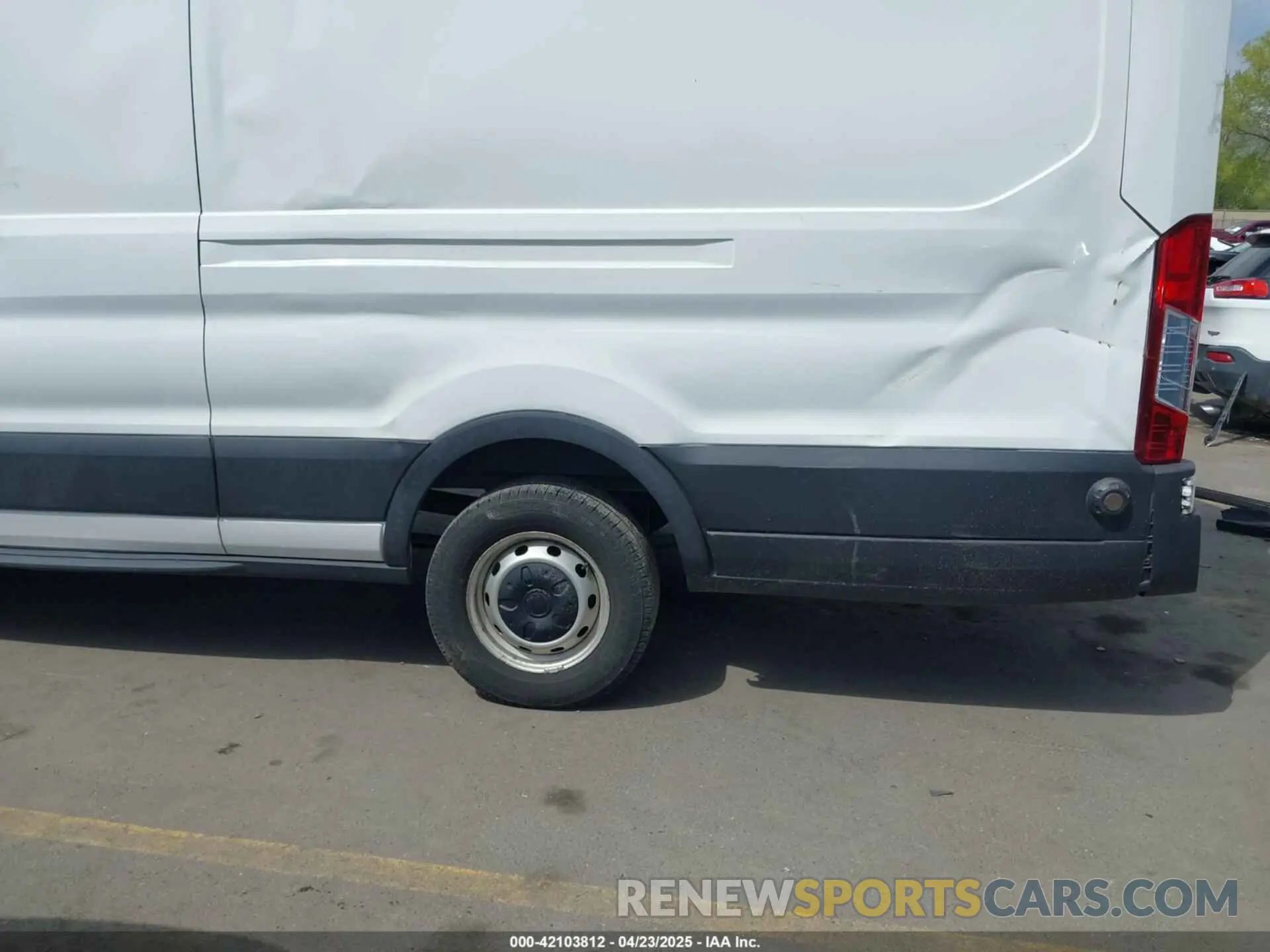 6 Photograph of a damaged car 1FTBR3X87LKB54483 FORD TRANSIT-250 CARGO VAN 2020