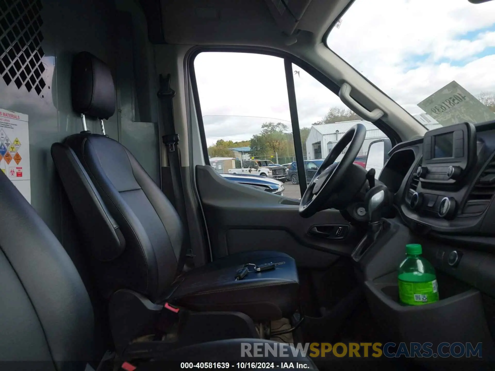 5 Photograph of a damaged car 1FTBR3U85NKA64529 FORD TRANSIT-250 CARGO VAN 2022