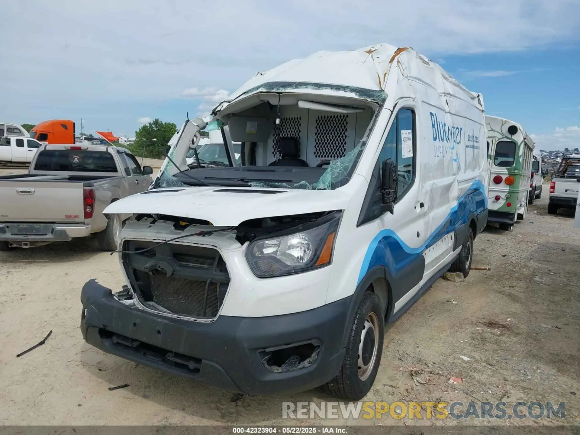 2 Фотография поврежденного автомобиля 1FTBR3X81NKA63860 FORD TRANSIT-250 CARGO VAN 2022
