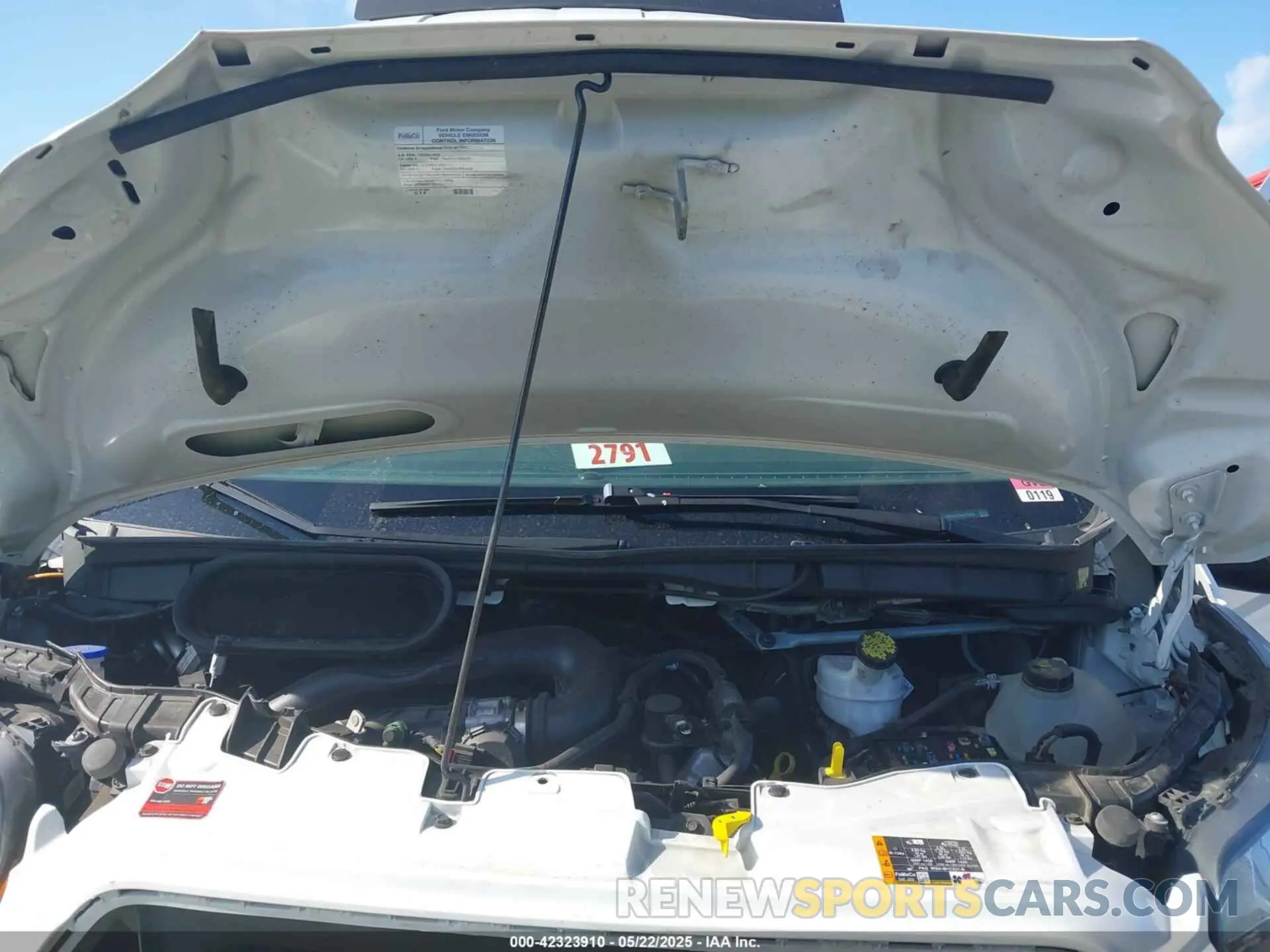 10 Photograph of a damaged car 1FTBR3X87NKA74815 FORD TRANSIT-250 CARGO VAN 2022