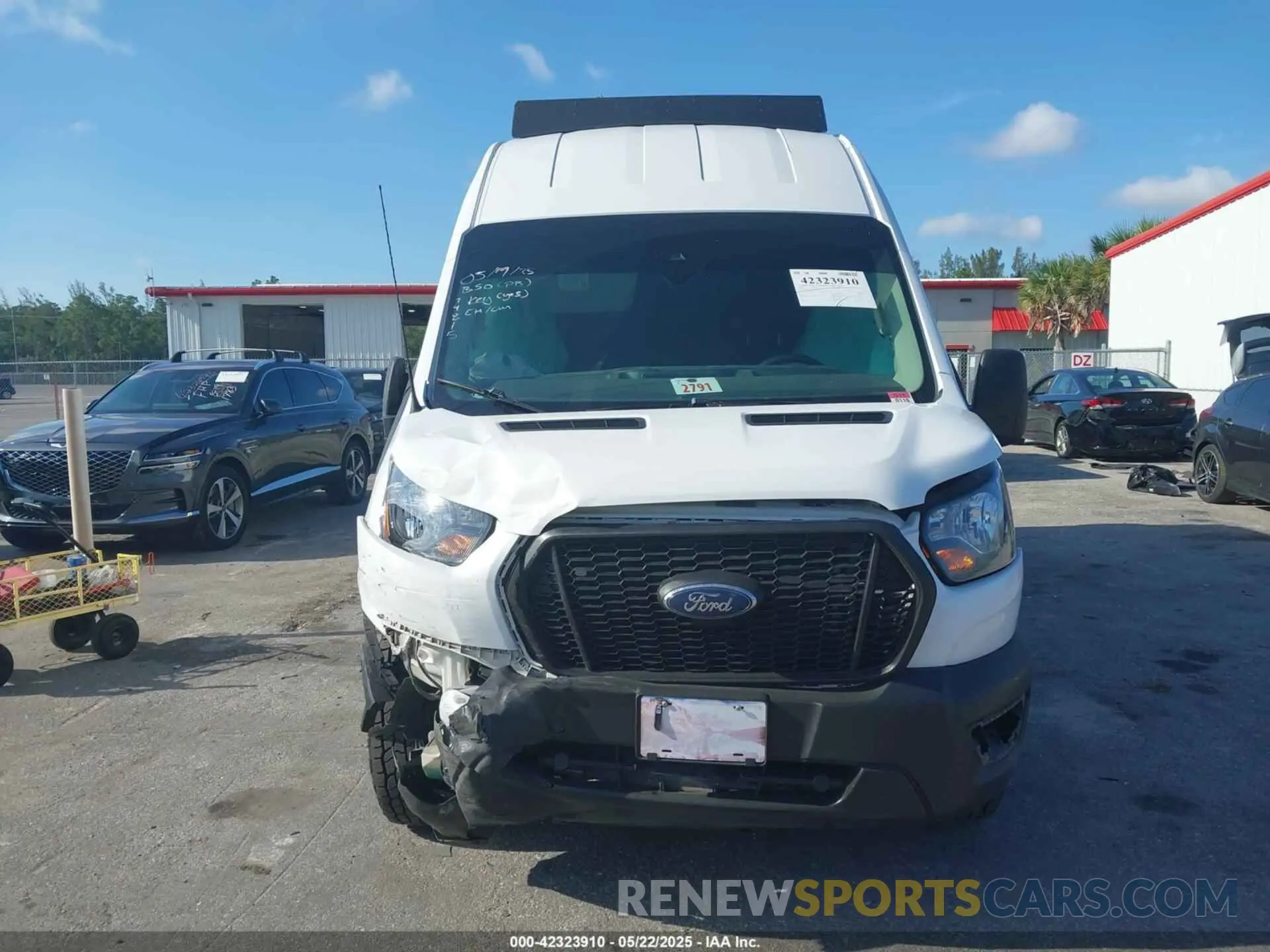 11 Photograph of a damaged car 1FTBR3X87NKA74815 FORD TRANSIT-250 CARGO VAN 2022