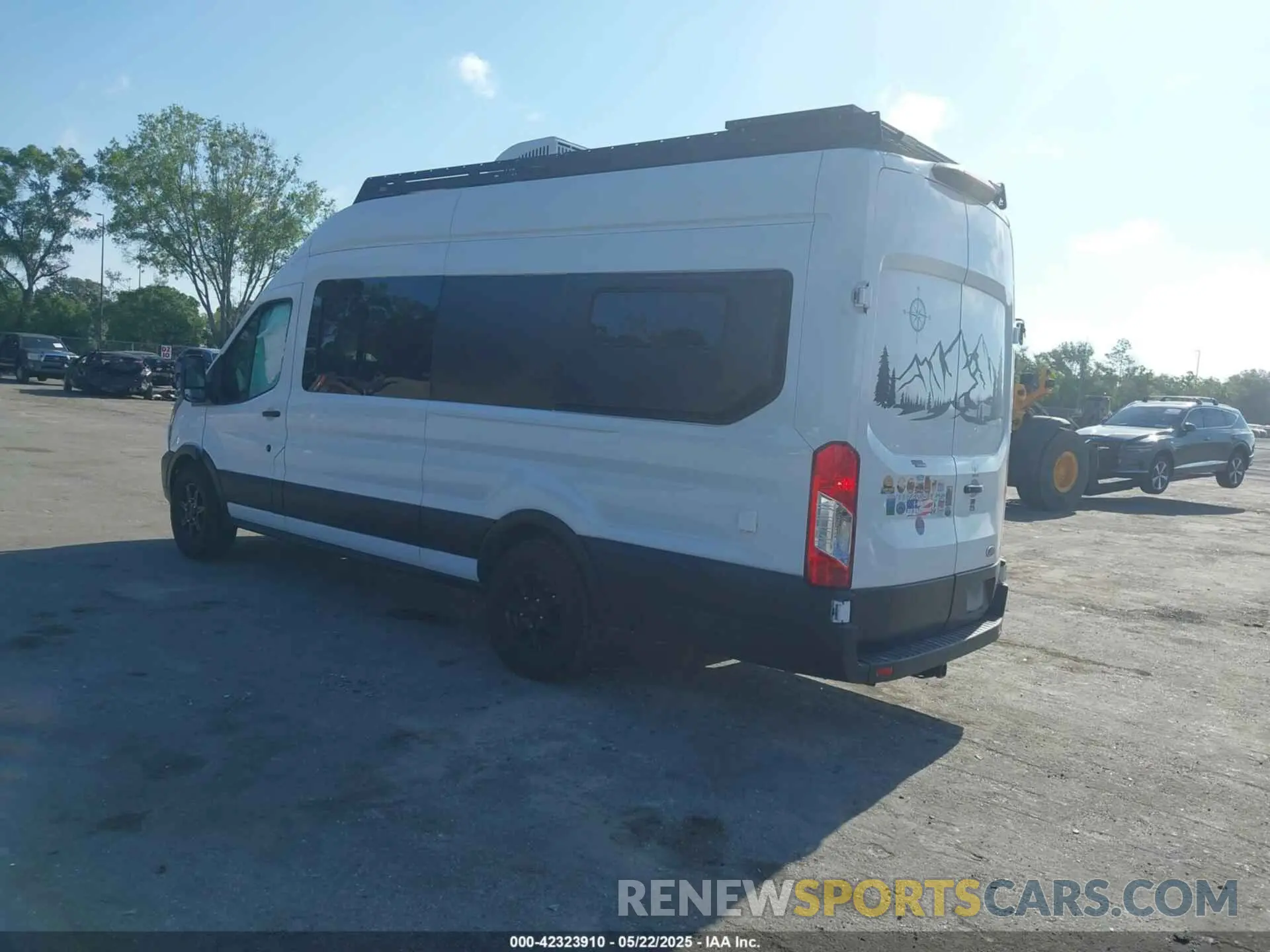 3 Photograph of a damaged car 1FTBR3X87NKA74815 FORD TRANSIT-250 CARGO VAN 2022